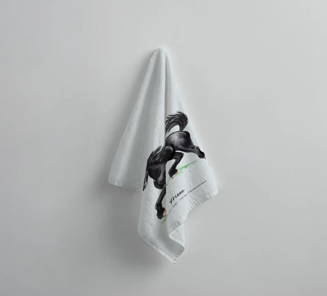 Friese • Pferde Illustration asciugamano da bagno da Moonlit Illustrations
