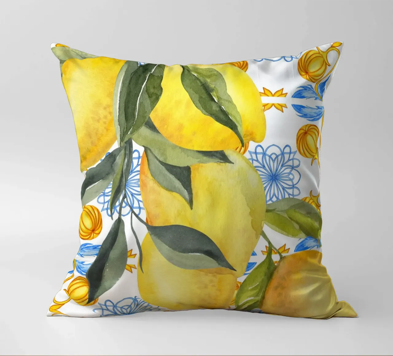 Lemon Mediterranean Tile Print cuscino da Bella Studio