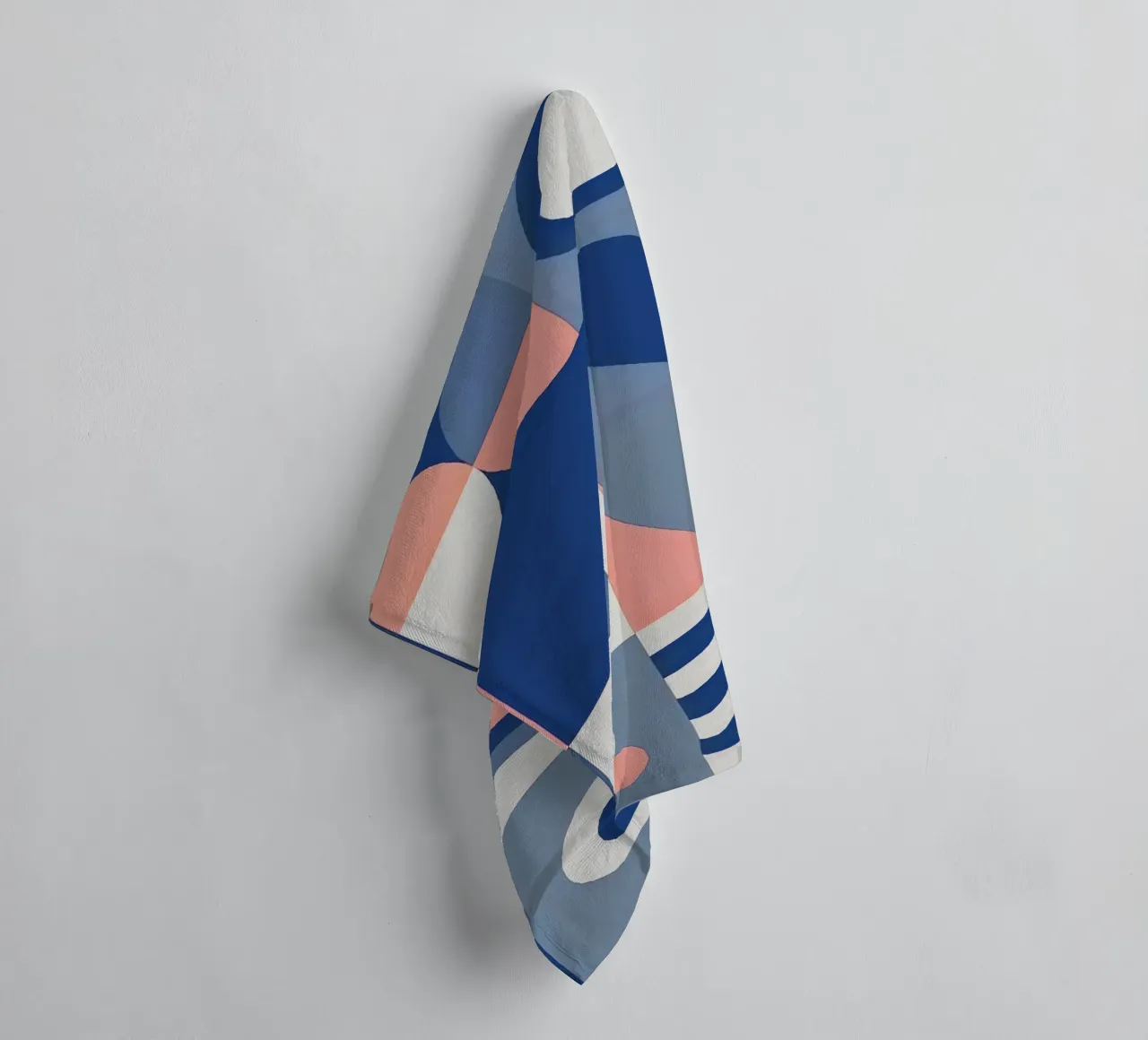Geometrisches Bauhaus Handtuch von Kiroiharu
