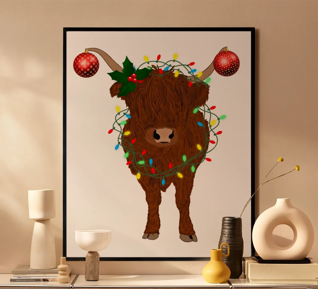 LUCI NATALIZIE AGGROVIGLIATE SU HIGHLAND COW poster da ARTOMATIC