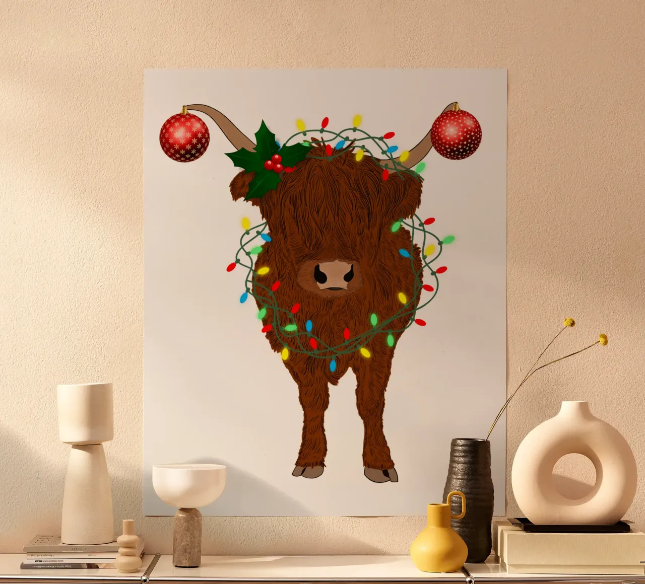 LUCI NATALIZIE AGGROVIGLIATE SU HIGHLAND COW poster da ARTOMATIC