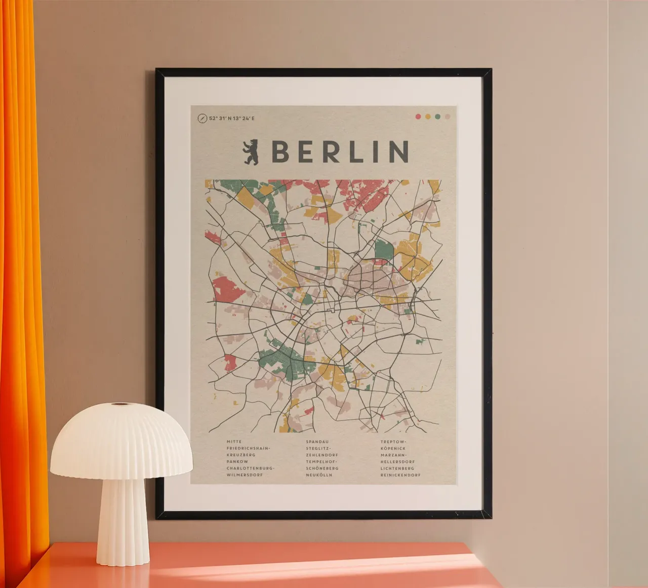 Berlino colorata poster con telaio in legno da MOOODZART