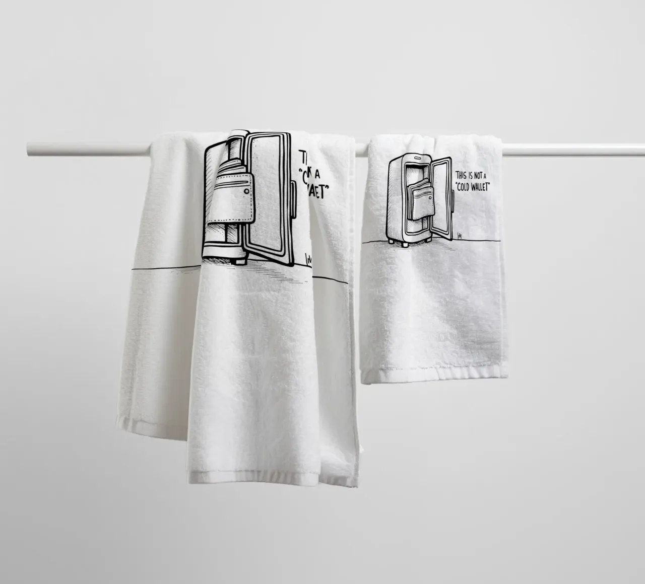 RRRRrrrr_Cold Wallet Story 1 asciugamano da bagno da Crypto_Jungle