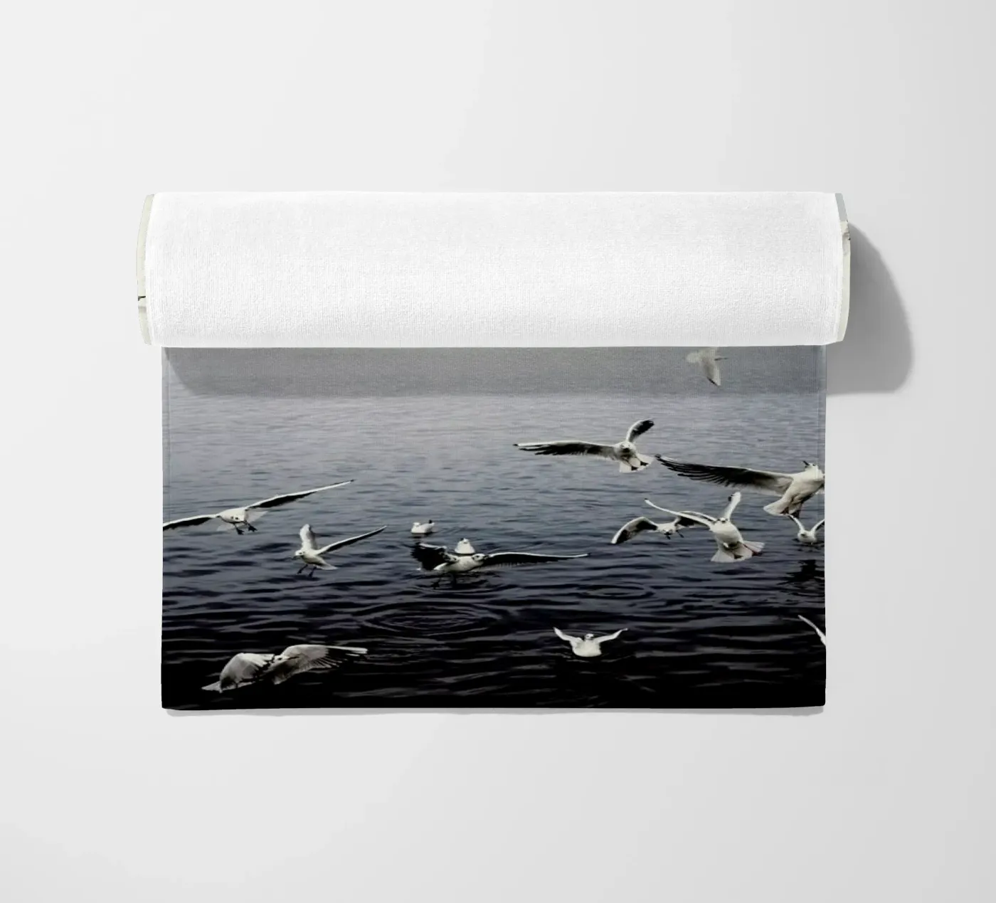 Seagulls strandhanddoek van Laura Palm