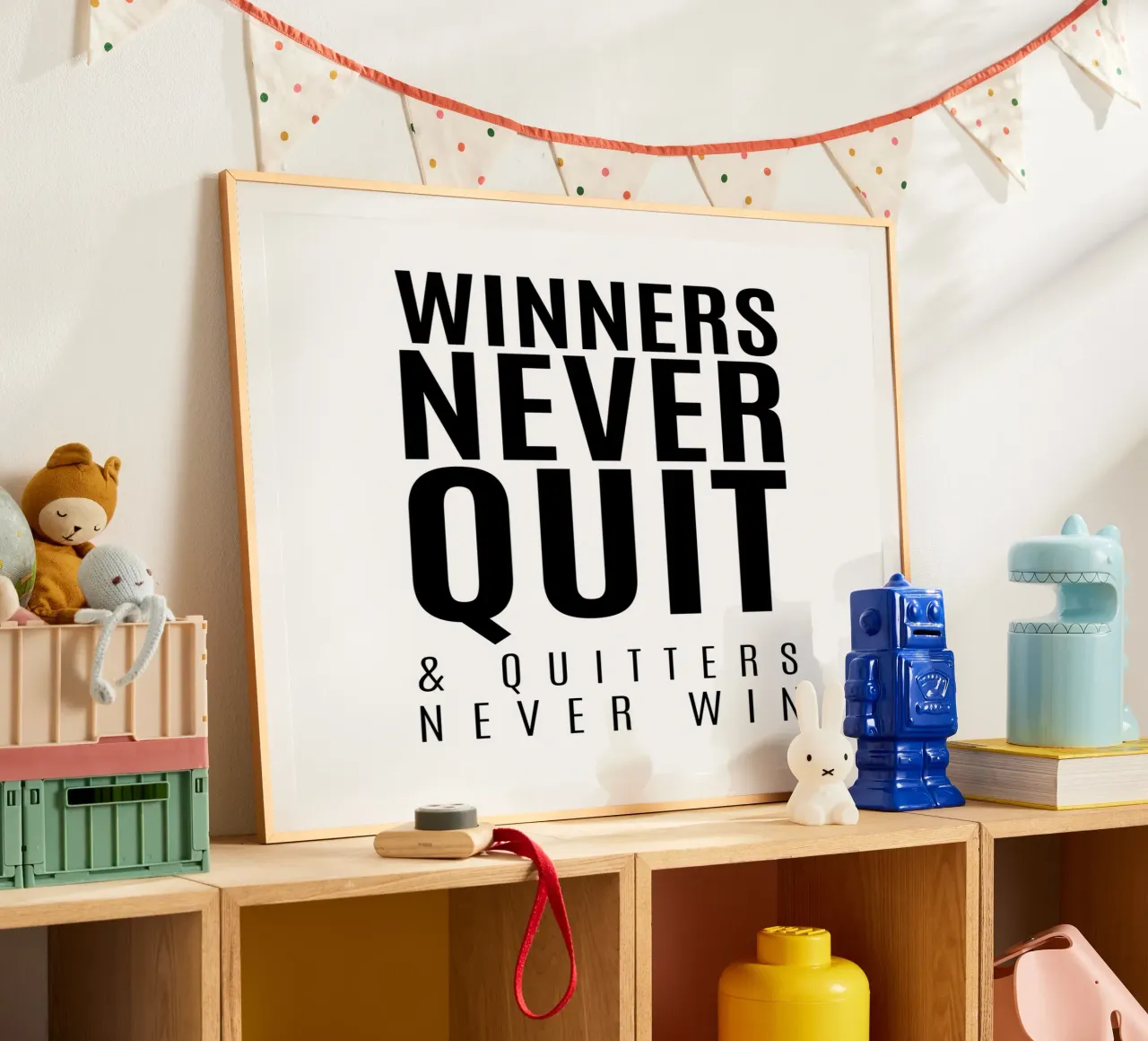 Les gagnants n'abandonnent jamais et ceux qui abandonnent ne gagnent jamais | Citation Motivationnelle poster avec cadre en plastique de Inspirify