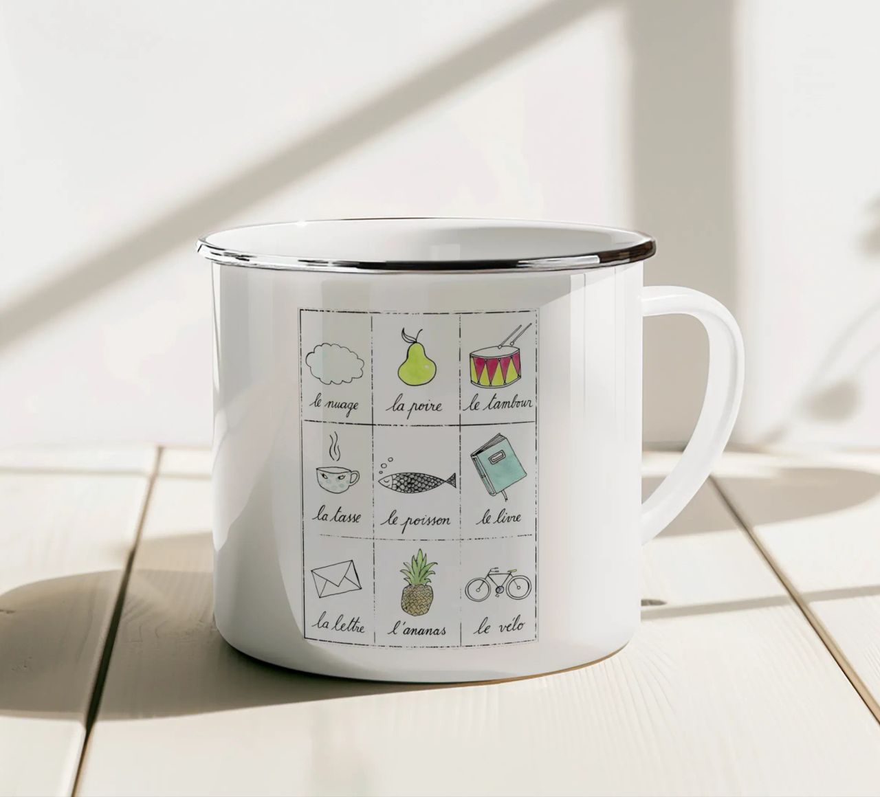 Petit cours de français 1 tazza in smalto da Kera Till