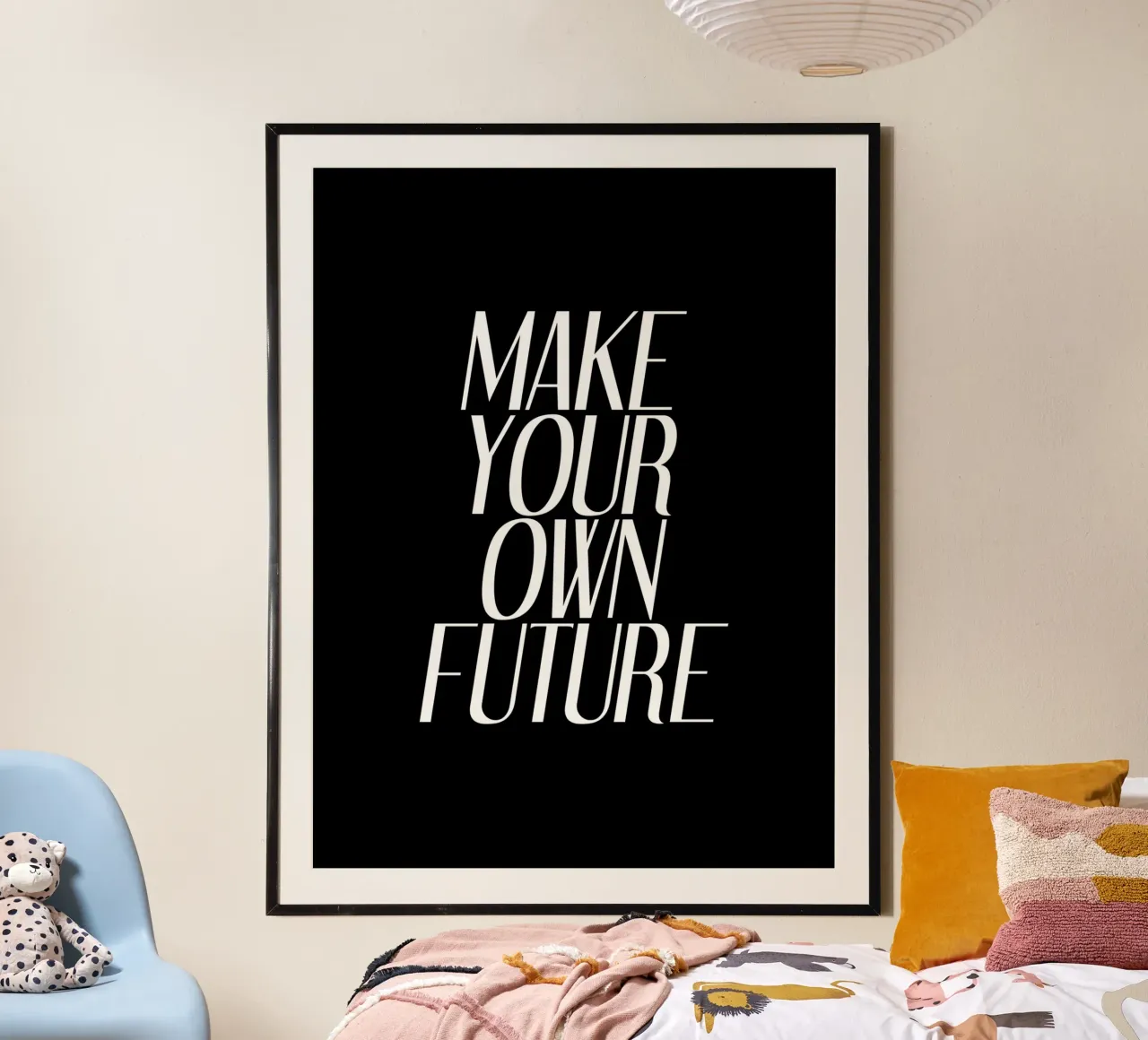 Gestalte deine eigene Zukunft | Motivationszitat Poster mit Holzrahmen von Inspirify