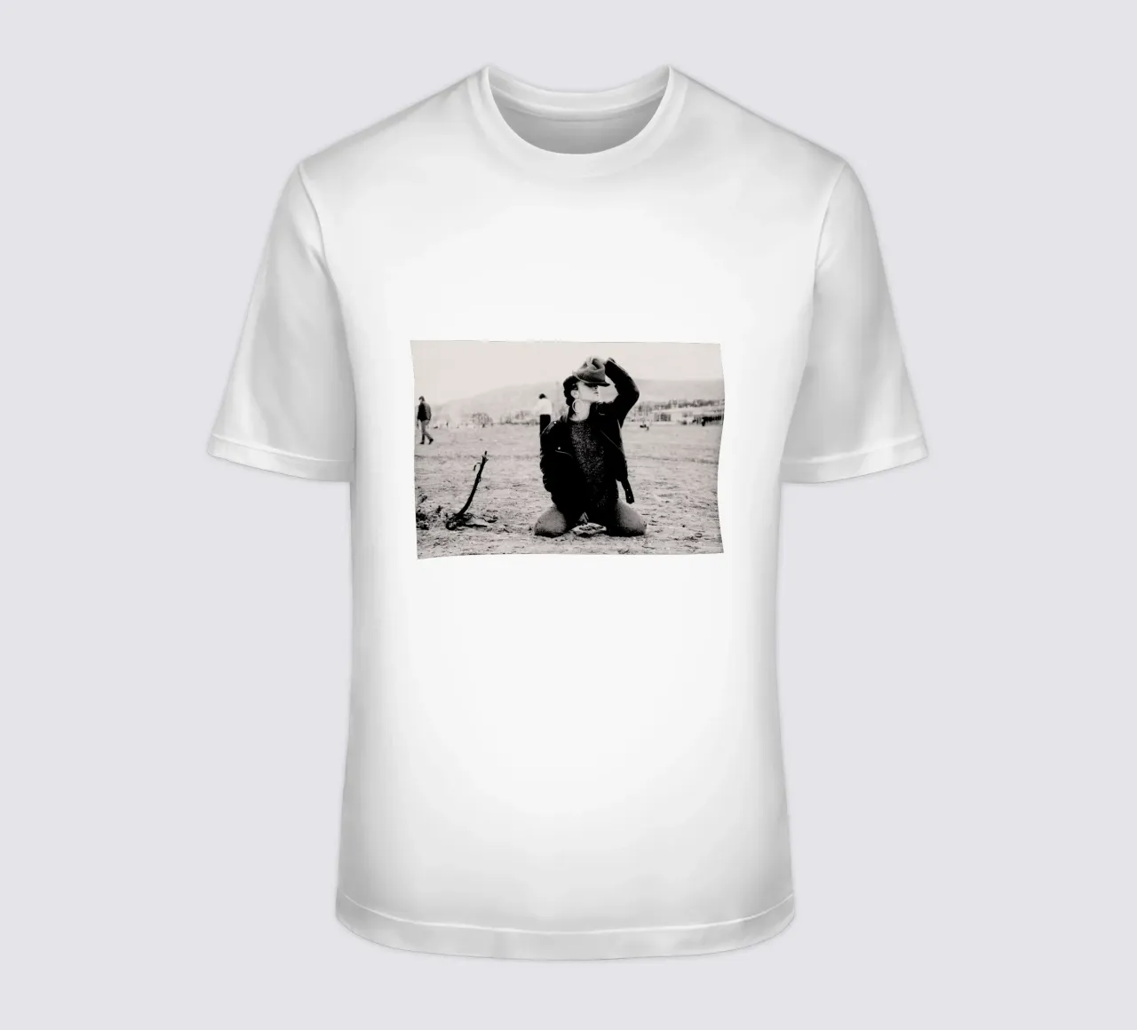 Not Afraid But t-shirt da Sophie Etchart