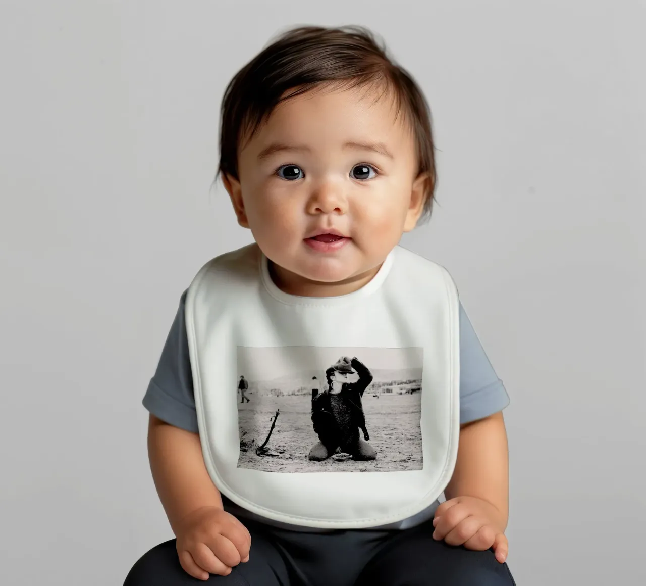 Not Afraid But bavaglino da Sophie Etchart