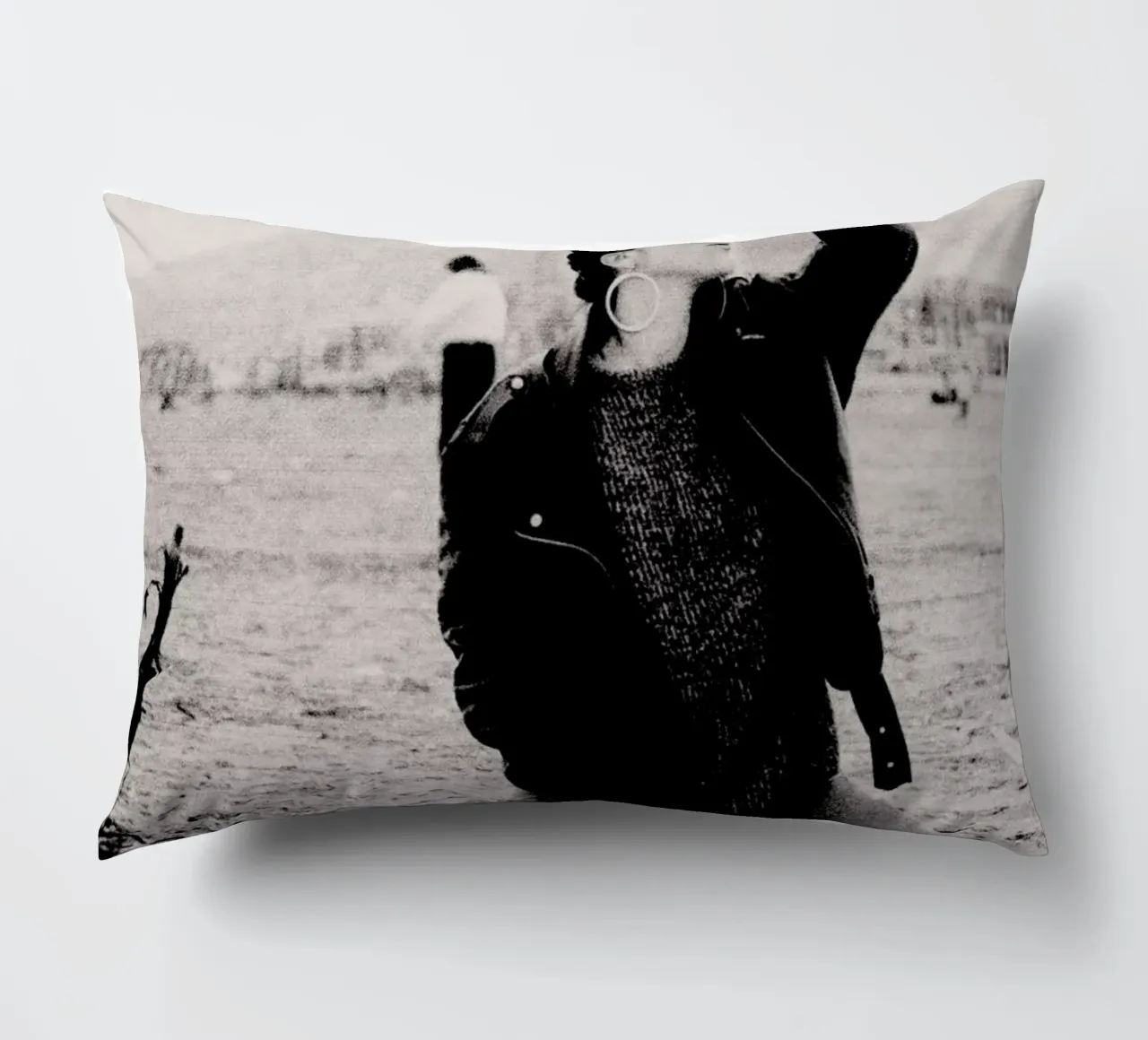 Not Afraid But cuscino da Sophie Etchart