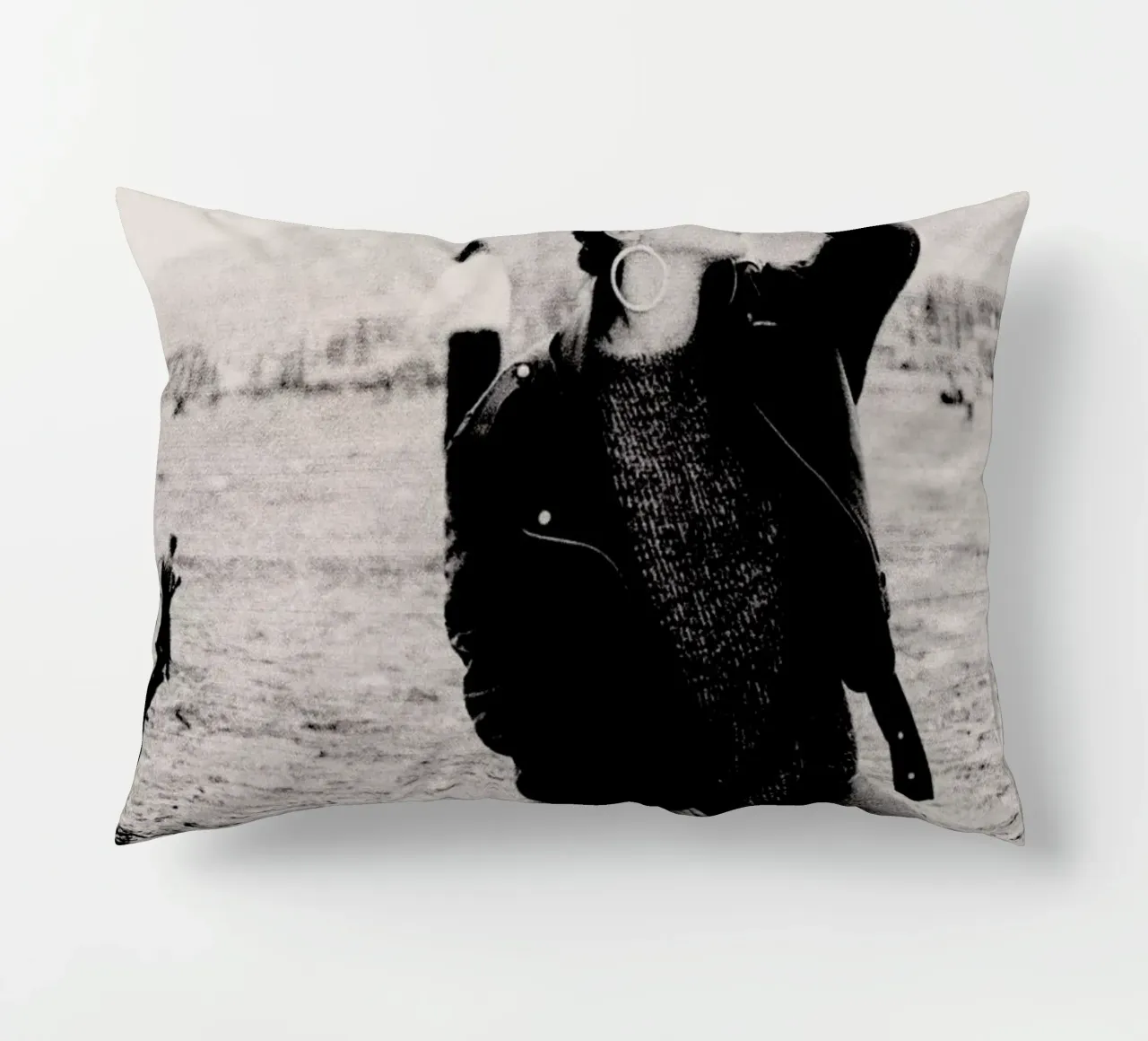 Not Afraid But cuscino da Sophie Etchart