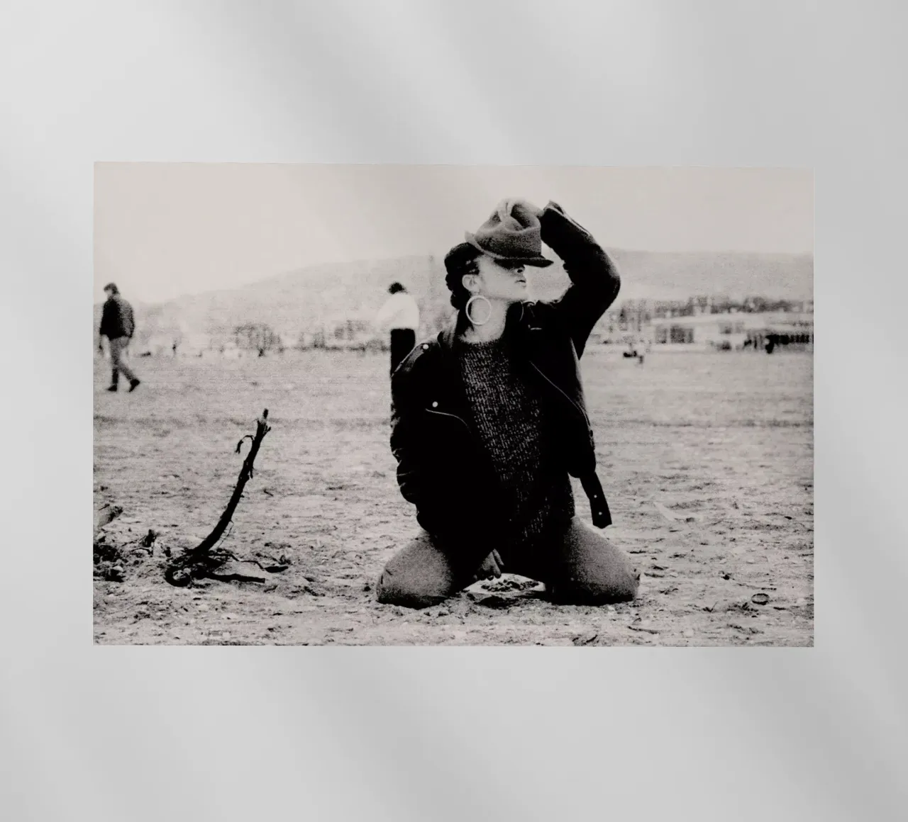 Not Afraid But pellicola backlit da Sophie Etchart