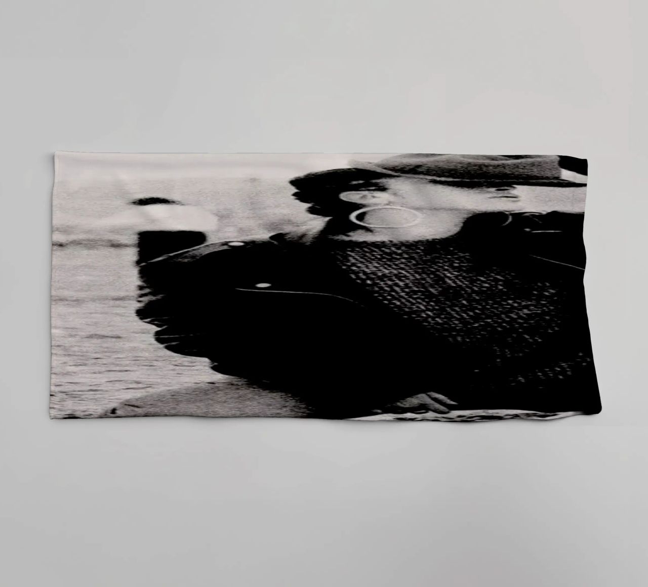 Not Afraid But asciugamano da bagno da Sophie Etchart