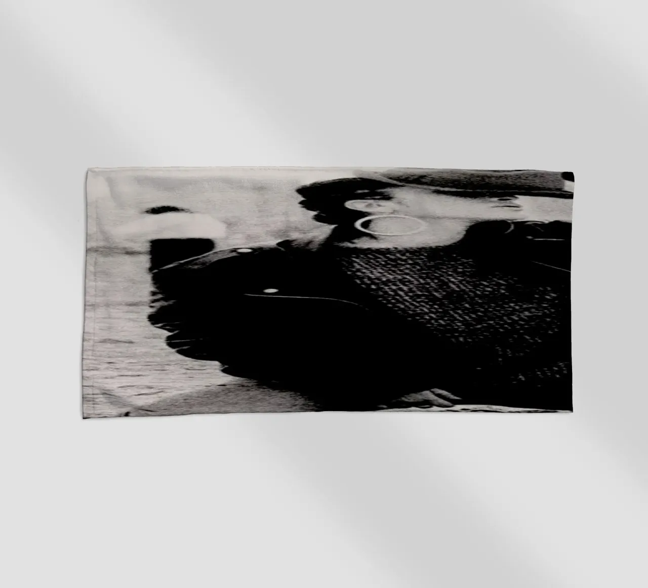 Not Afraid But telo mare da Sophie Etchart