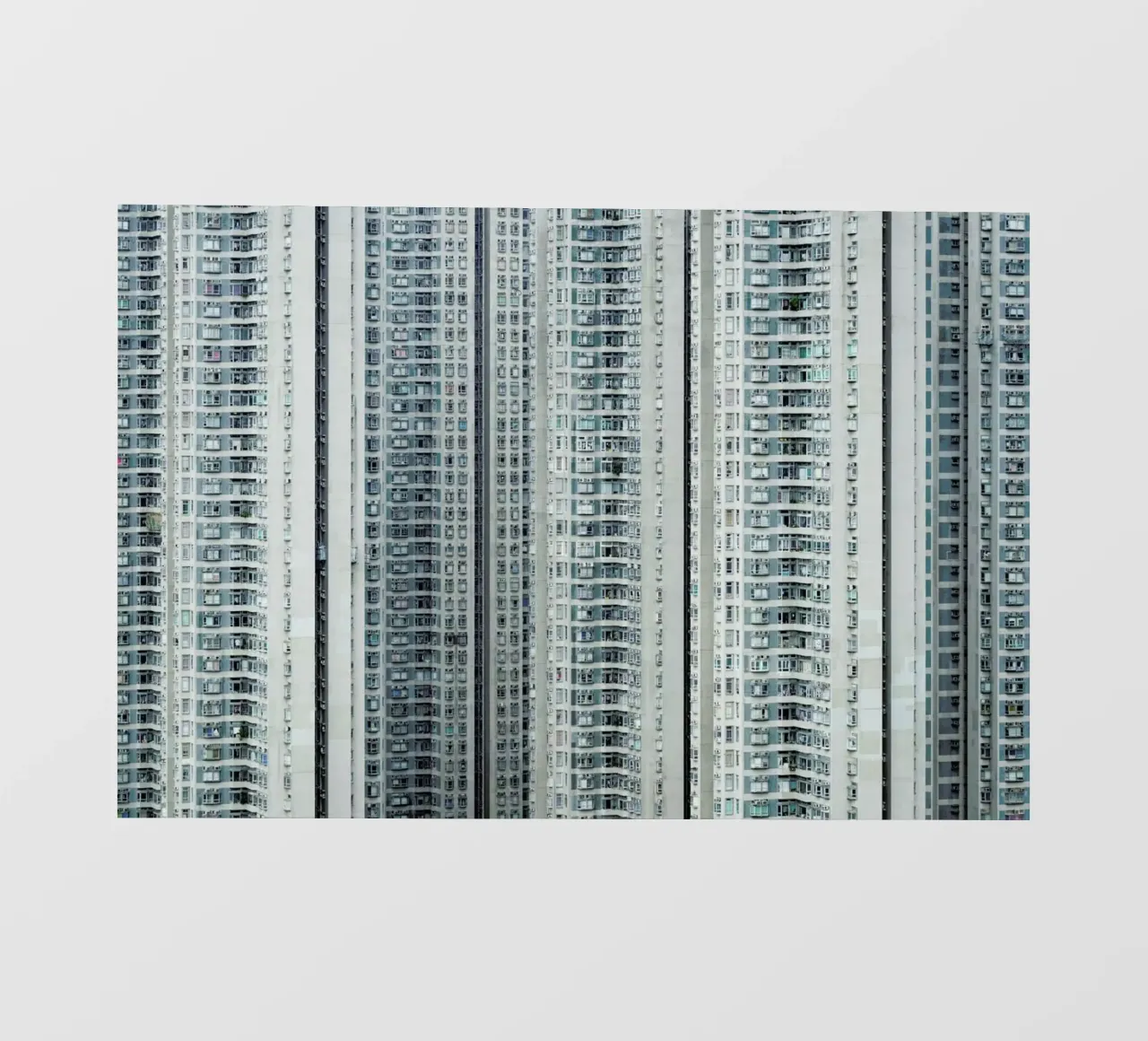 Propinquity Hong Kong 3 telo in pvc da Simon Butterworth