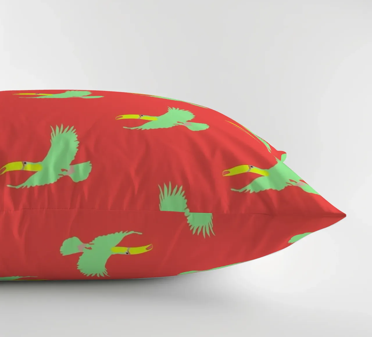 Soary Toucan cuscino da Mariery Young