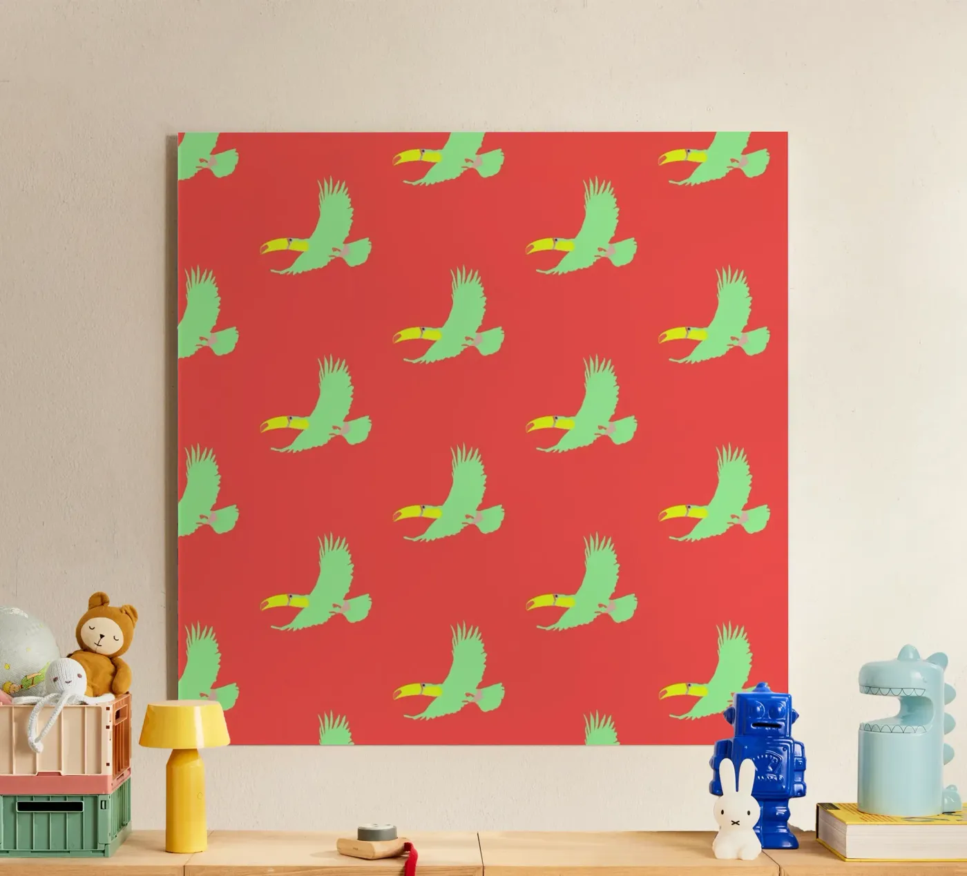 Soary Toucan plexiglass da Mariery Young