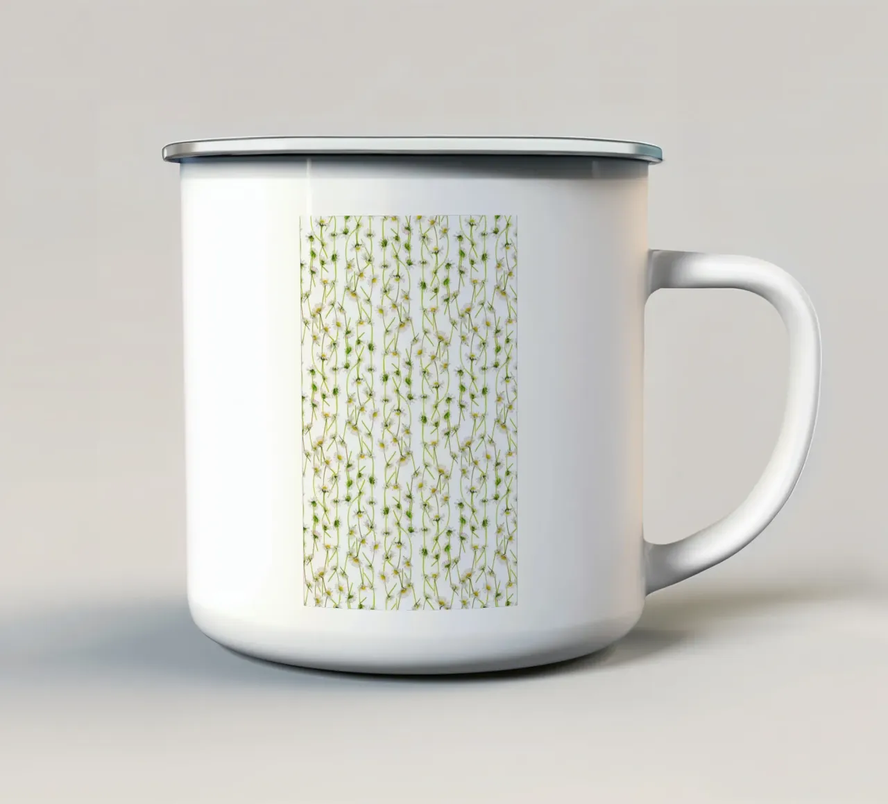 Daisy emaille mok van Curious Collections by Marielle Leenders