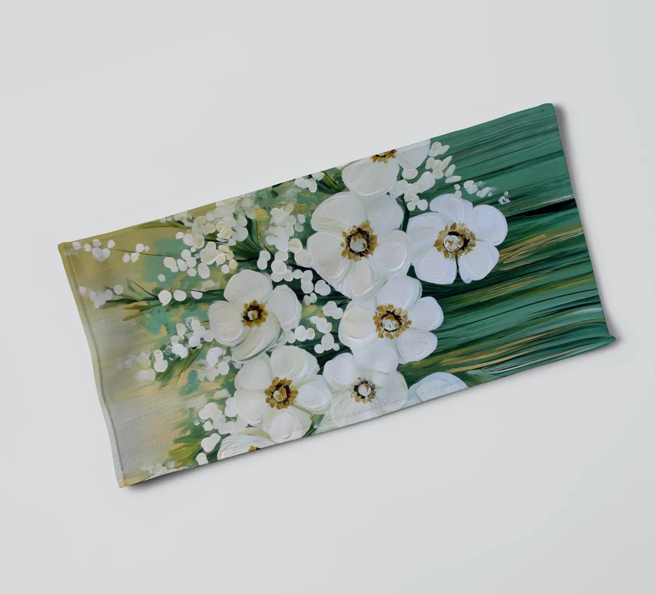 I fiori bianchi con sfondo verde asciugamano da bagno da Imagine