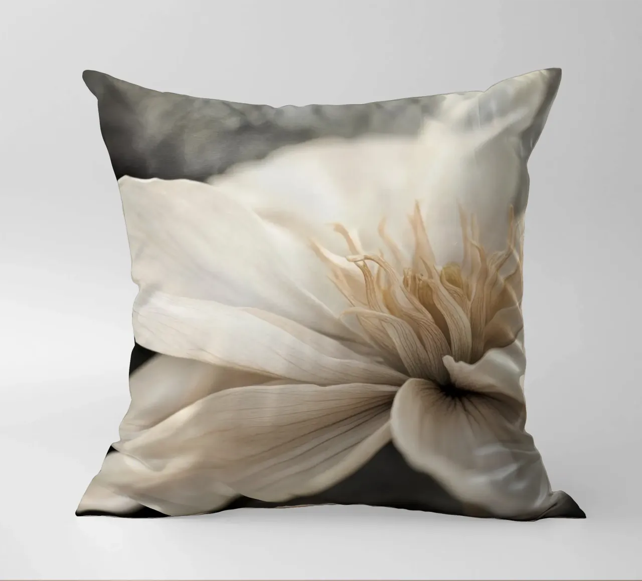 Un fiore beige cuscino da Imagine
