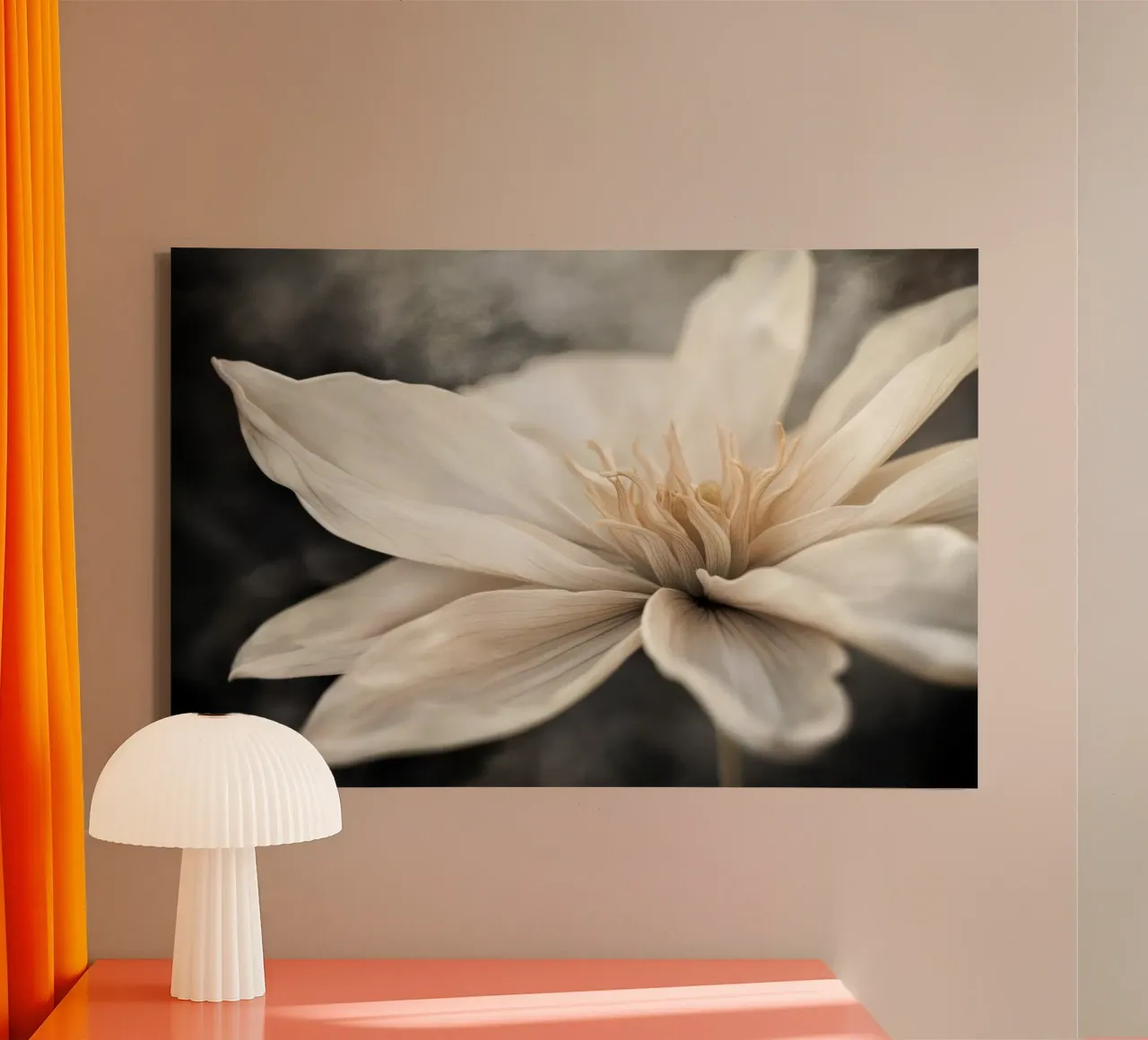 A beige flower canvas by Imagine