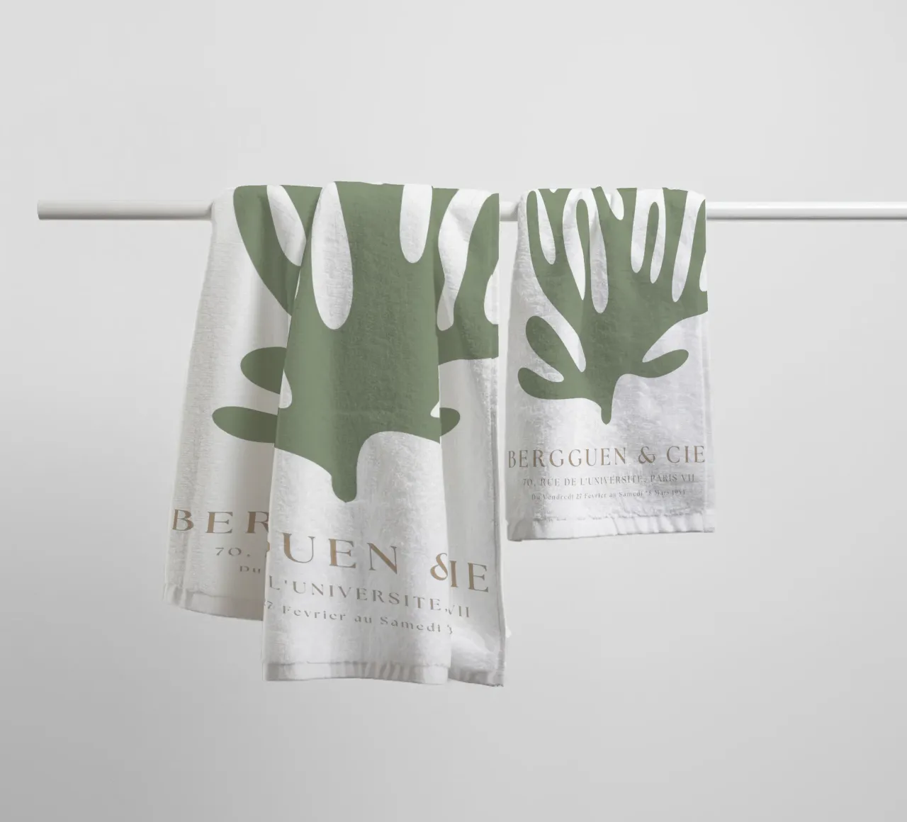 Sage Green Henri Matisse Print , Sage Green Kunst, Abstract badhanddoek van pdigitalprints