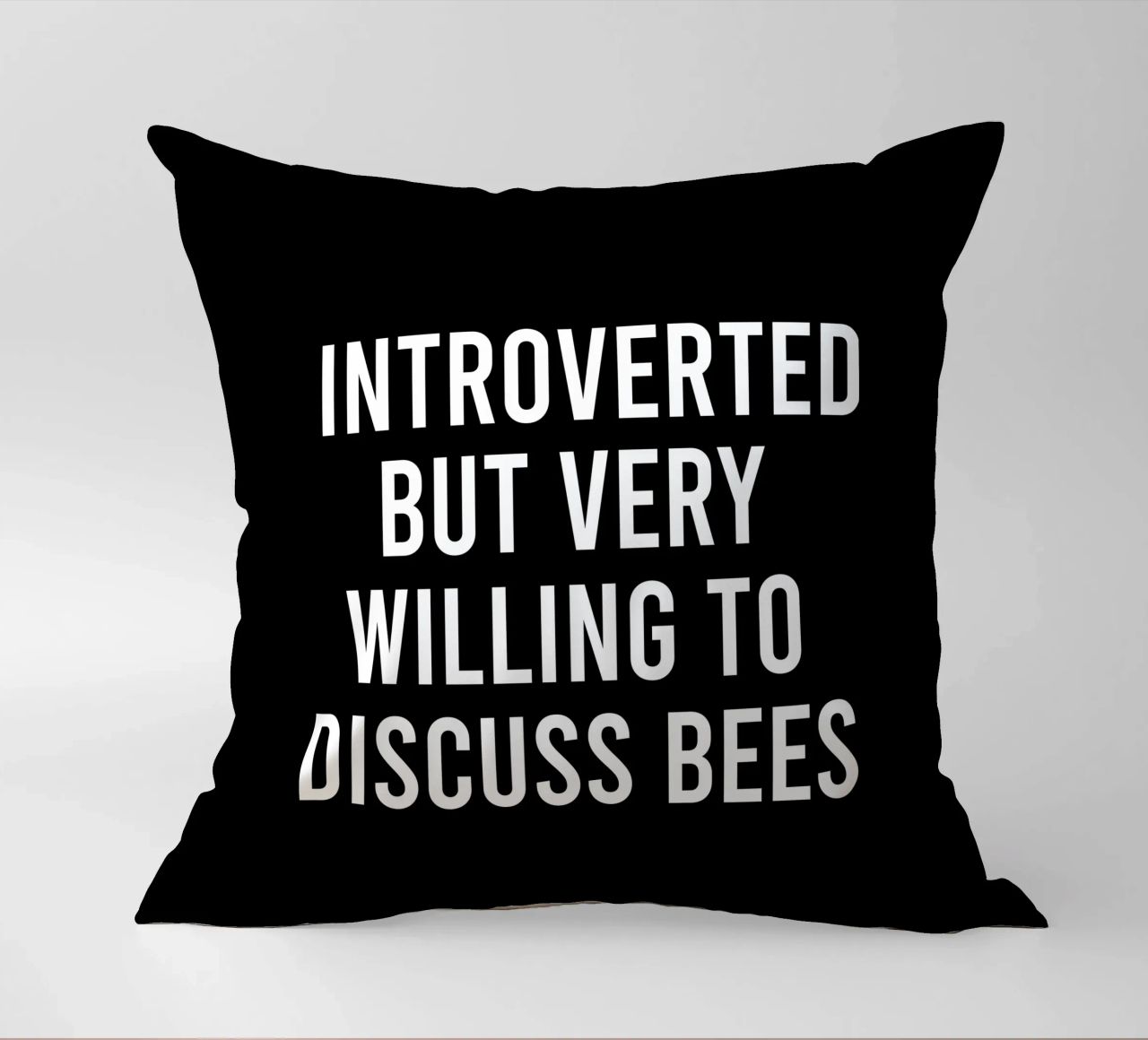 Introverted but very willing to discuss bees cuscino da happieeagle