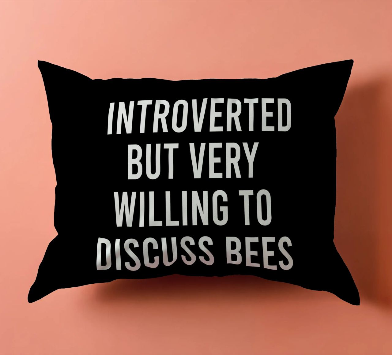Introverted but very willing to discuss bees cuscino da happieeagle