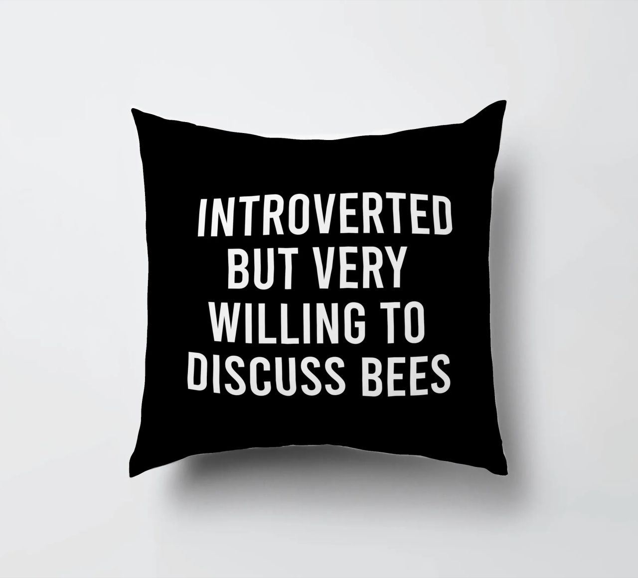 Introverted but very willing to discuss bees cuscino da happieeagle