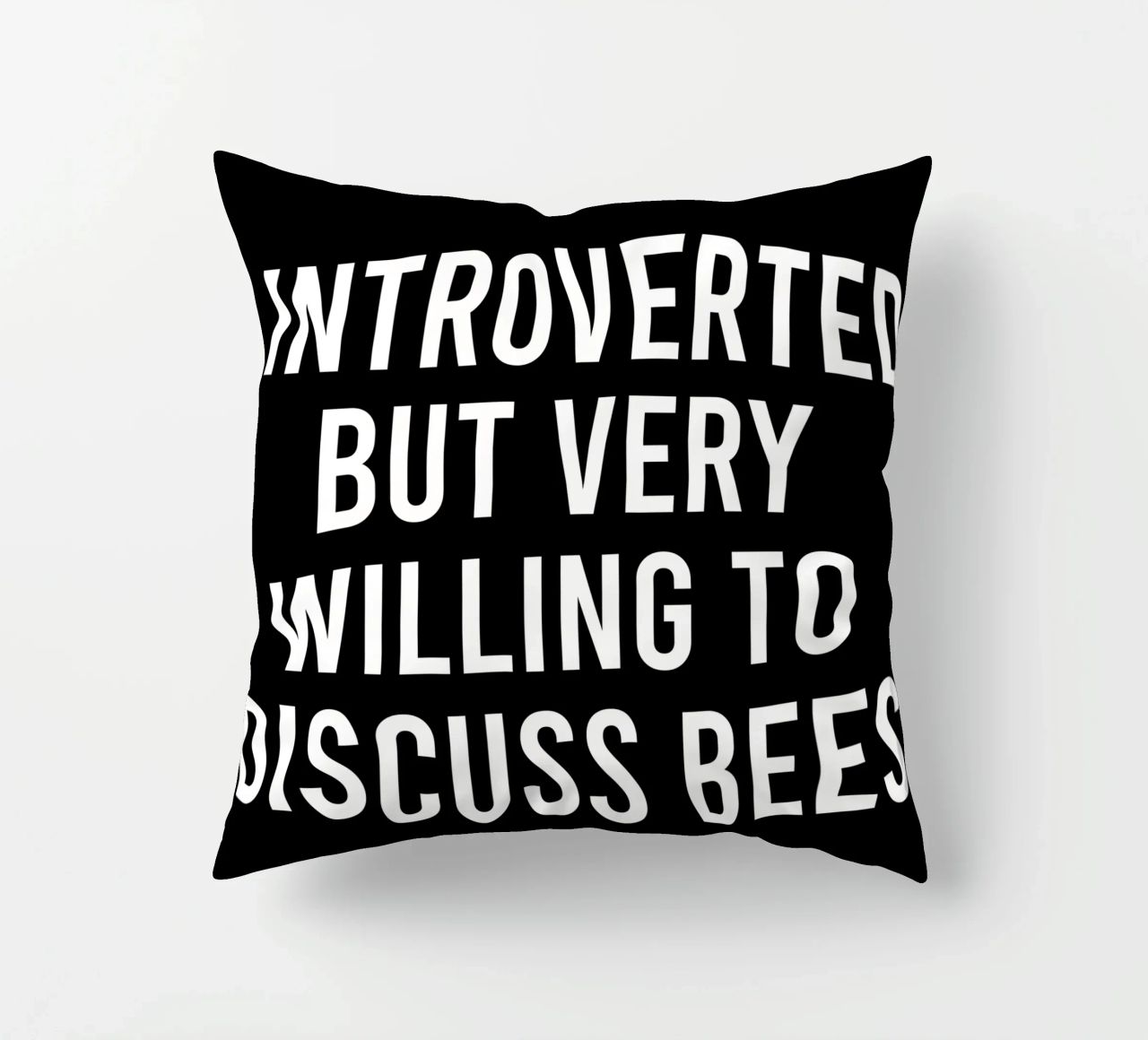 Introverted but very willing to discuss bees cuscino da happieeagle