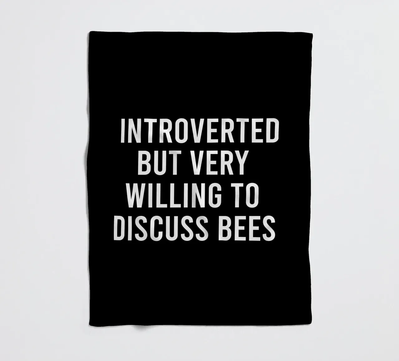 Introverted but very willing to discuss bees coperta in pile da happieeagle