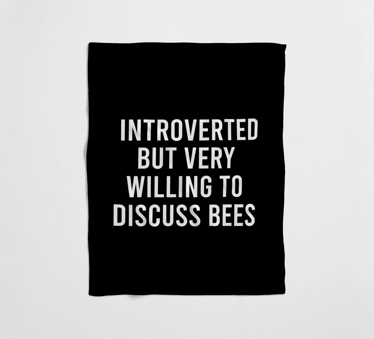 Introverted but very willing to discuss bees coperta in pile da happieeagle
