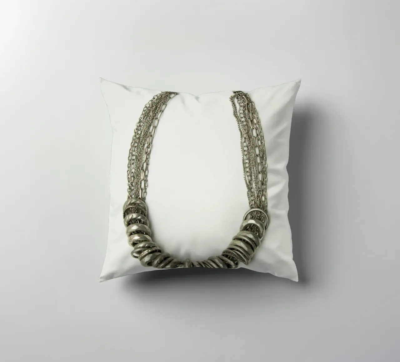 Collana in argento mongolo cuscino da Teresa André