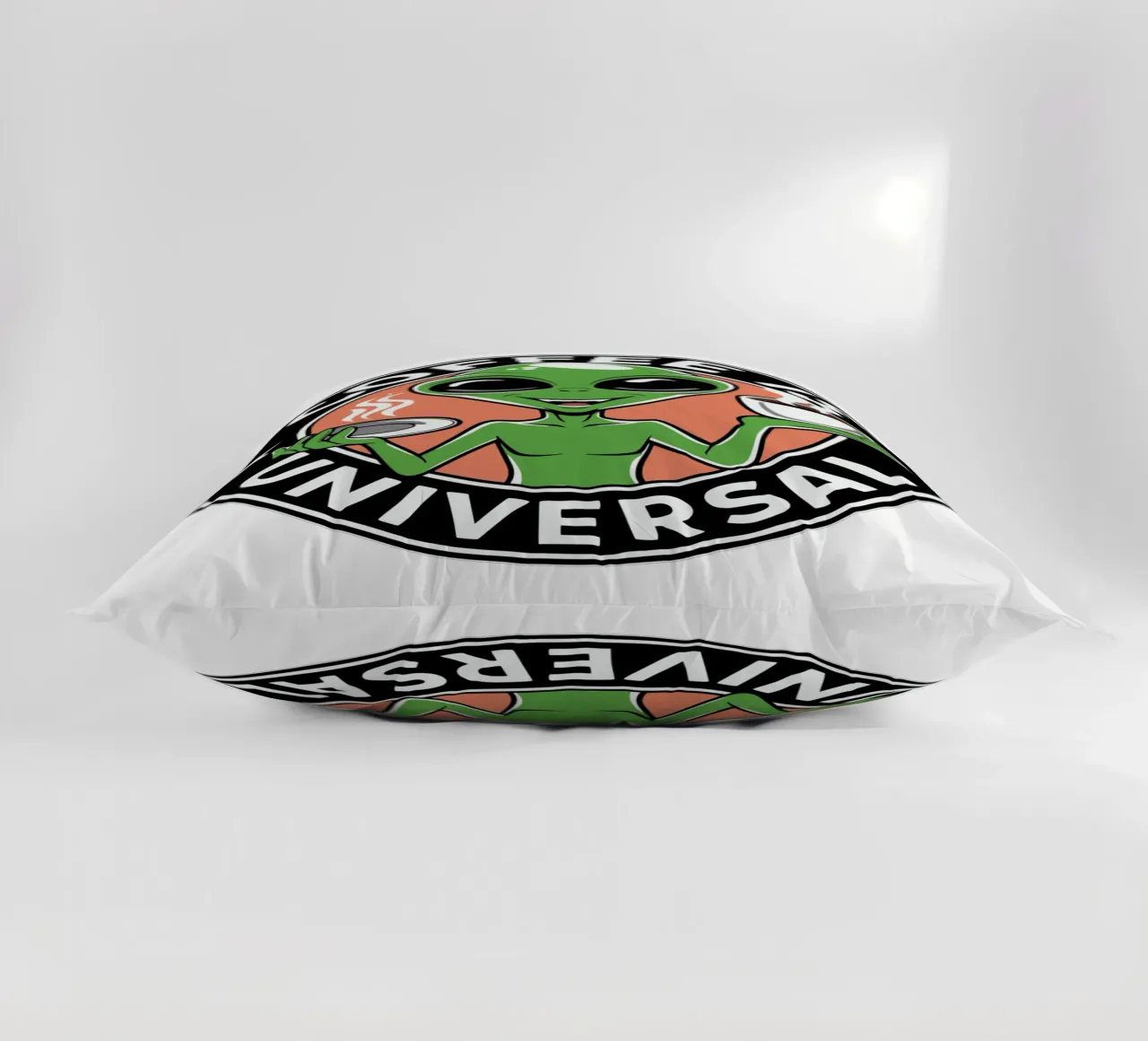 Coffee is Universal cuscino da edsonramosart