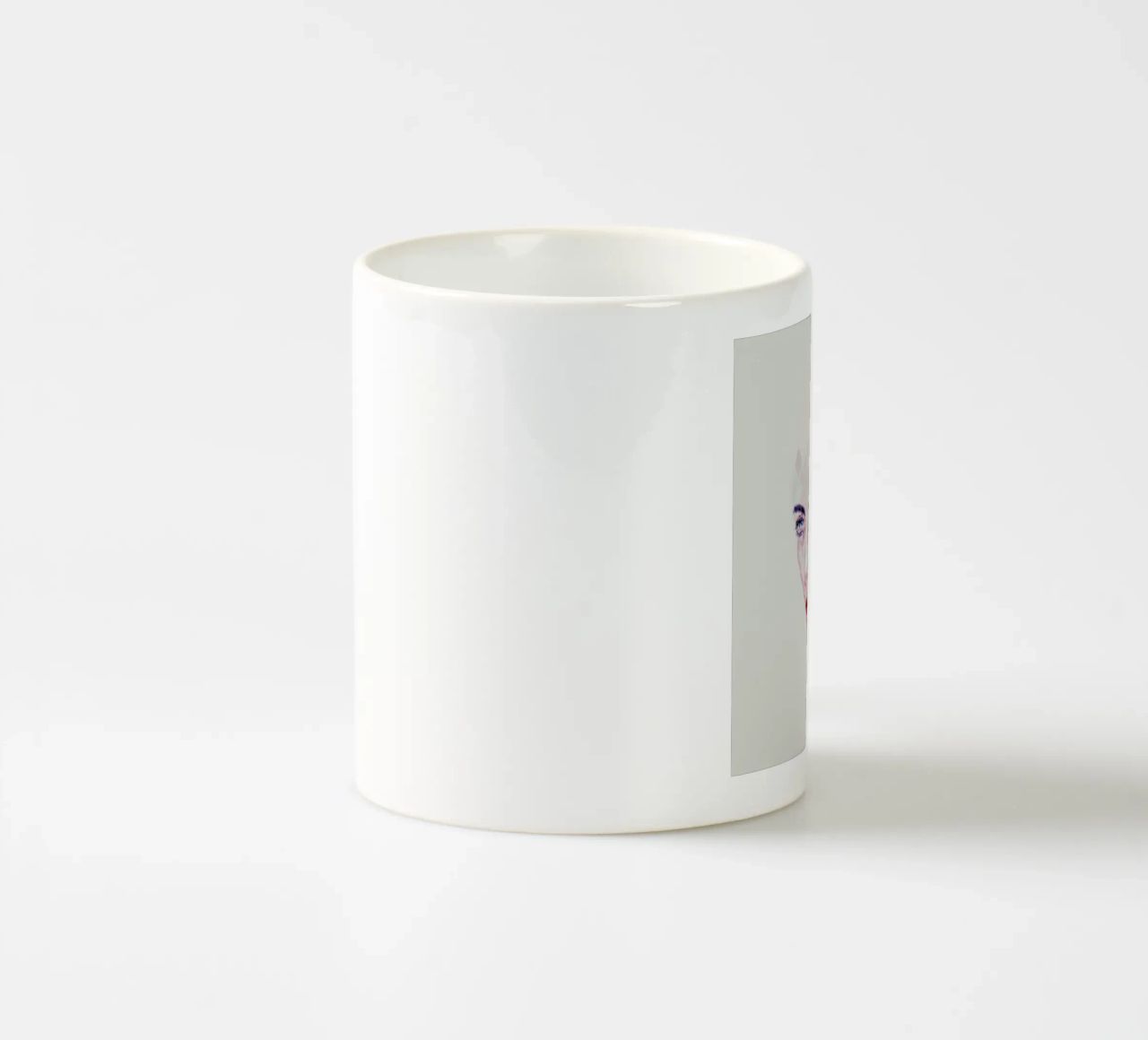 Native tazza in ceramica da Jaye Whitehead