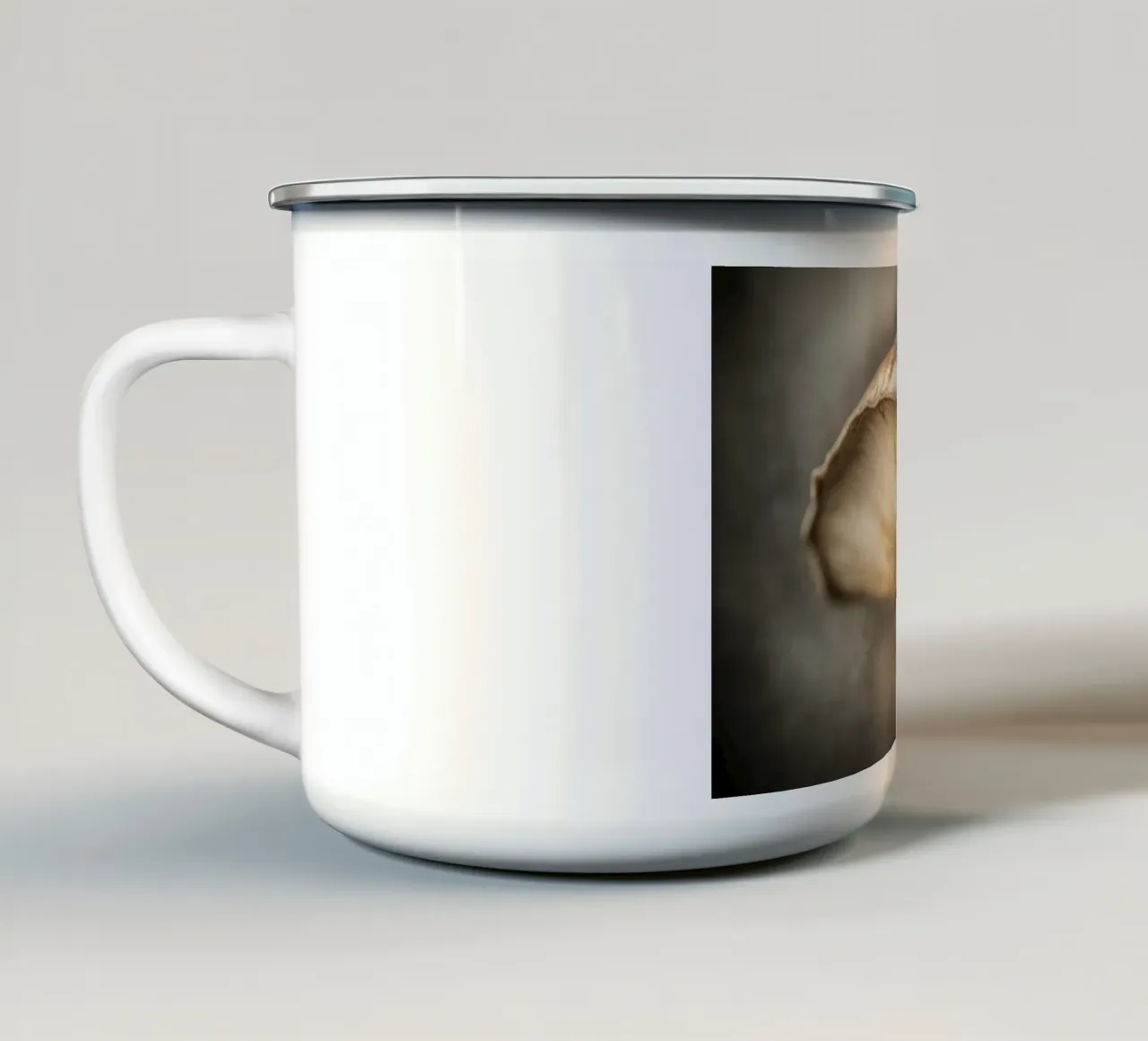Fungo in tonalità marrone tazza in smalto da Imagine