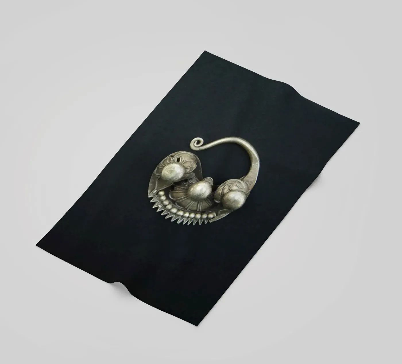 Mongolian earrings serviette de plage de Teresa André
