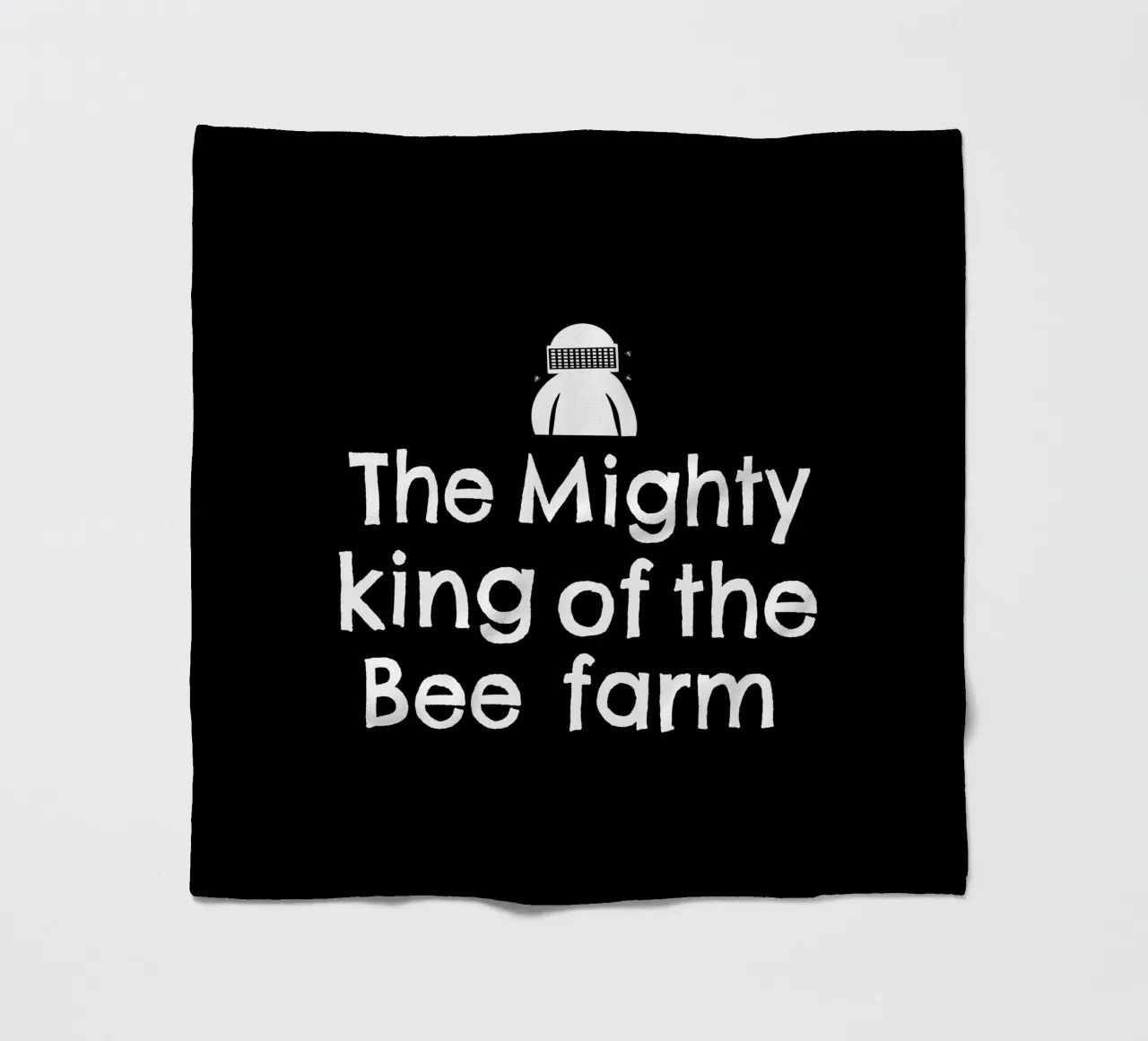 The mighty king of the bee farm coperta in pile da happieeagle