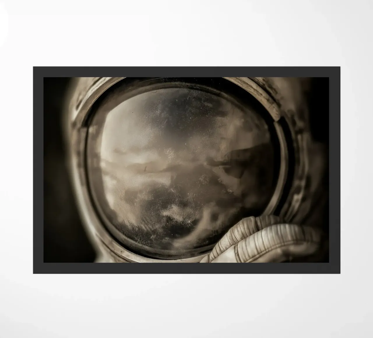 Un astronauta in tonalità di grigio zerbino da Imagine