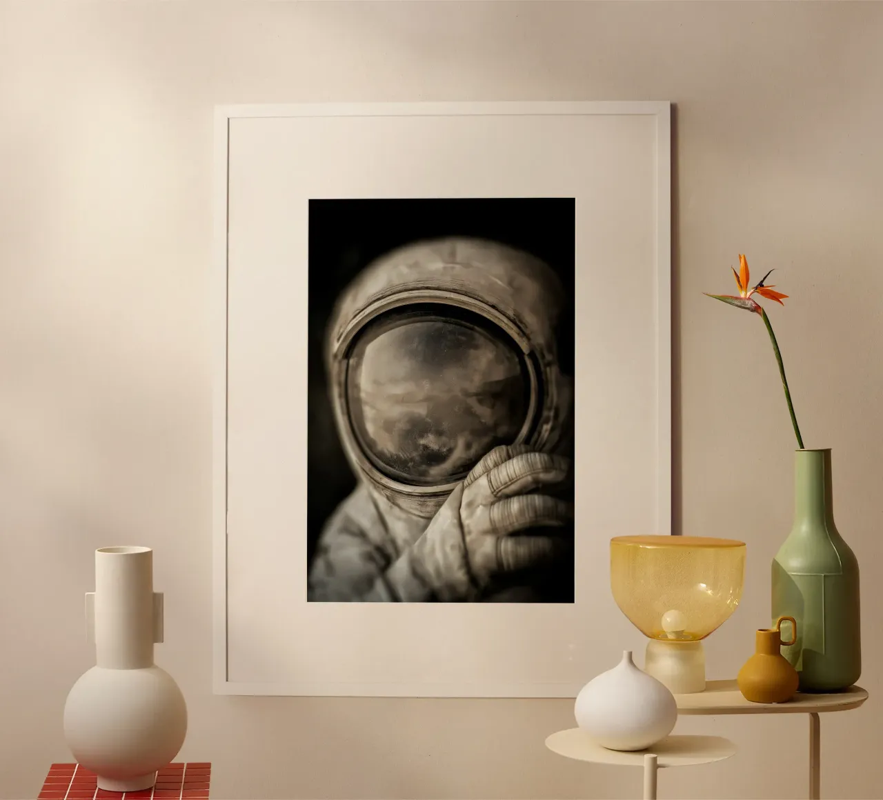 Un astronauta in tonalità di grigio carta hahnemühle da Imagine