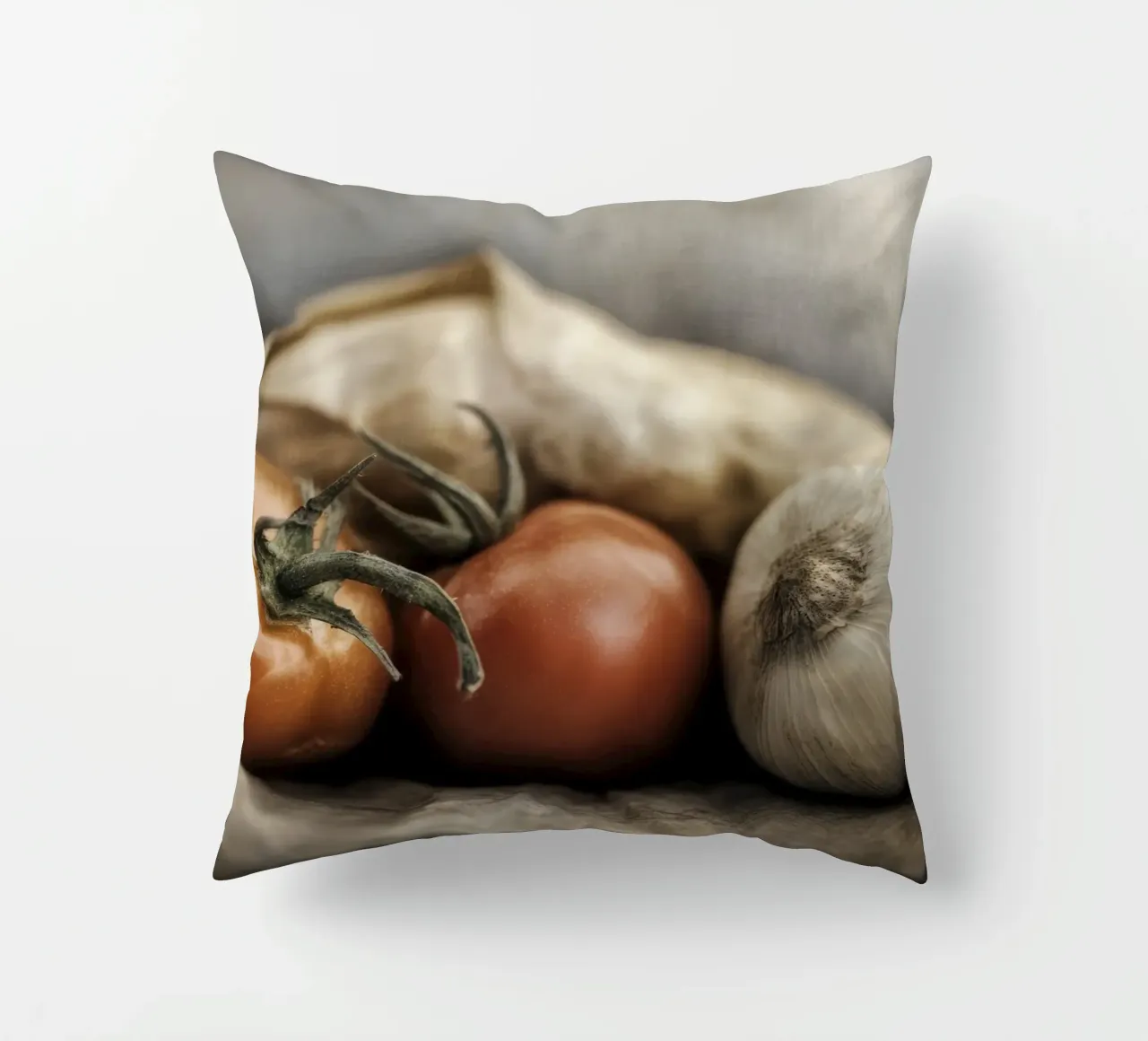 Una vita tranquilla fatta di pomodori e cipolle cuscino da Imagine