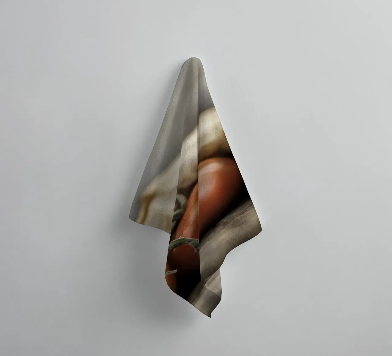 A quiet life of tomatoes and an onion towel by Imagine