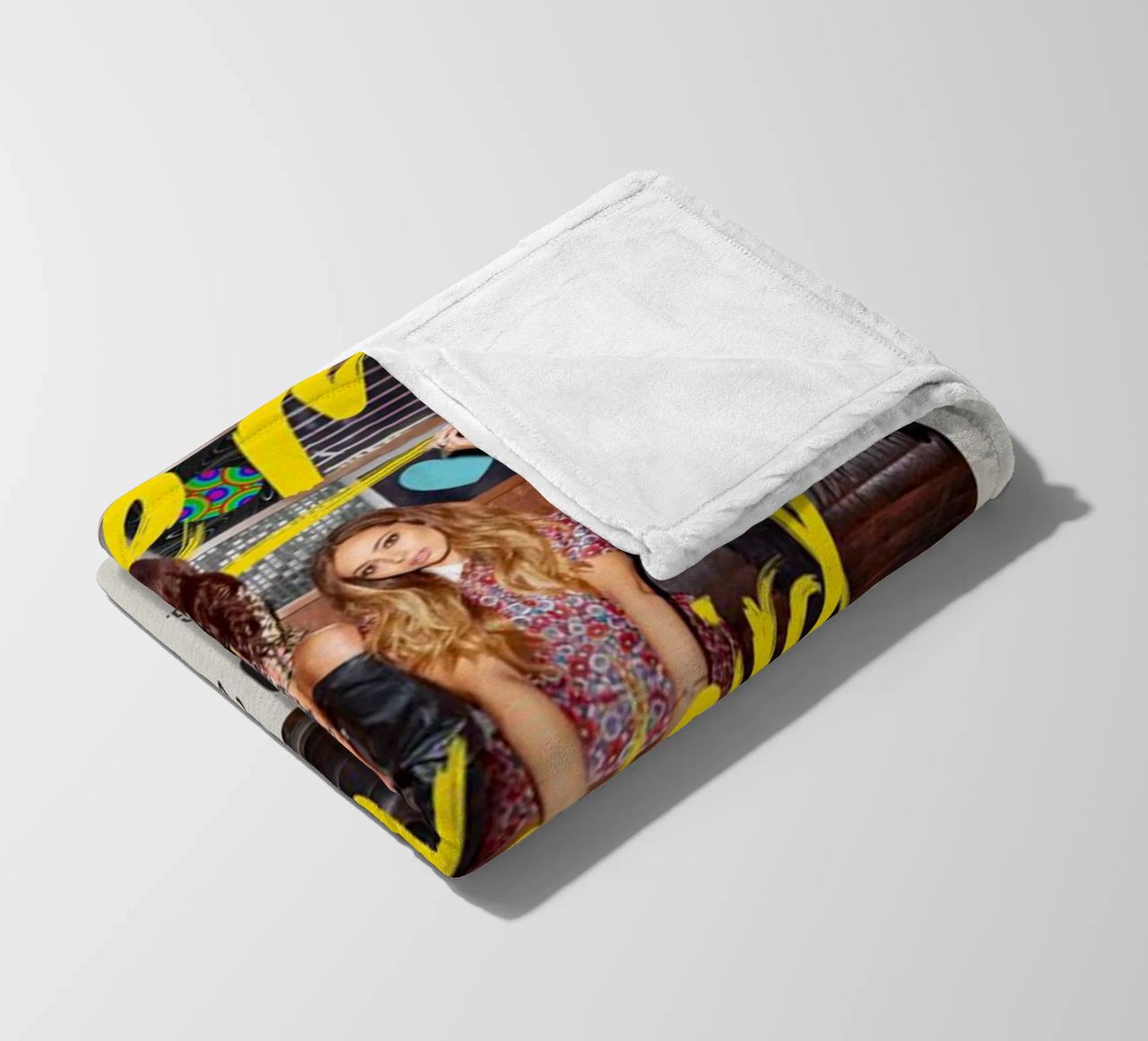 Get Weird Expanded Edition Little Mix coperta in pile da SoundStudio
