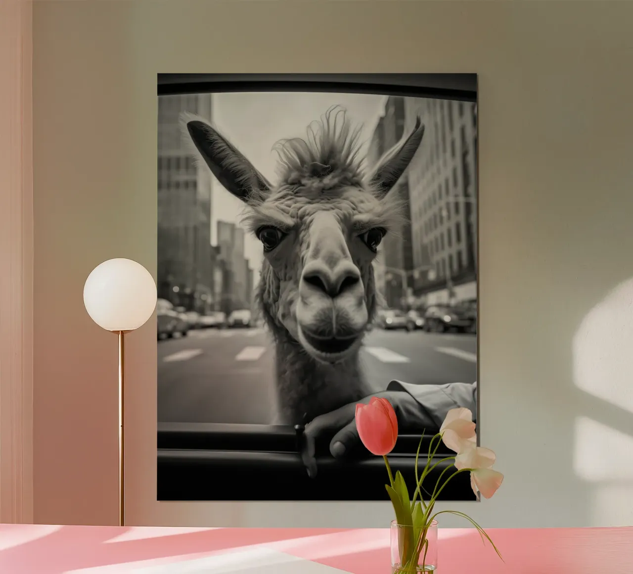 Un lama a New York City | Immagine in bianco e nero poster da Autofocus