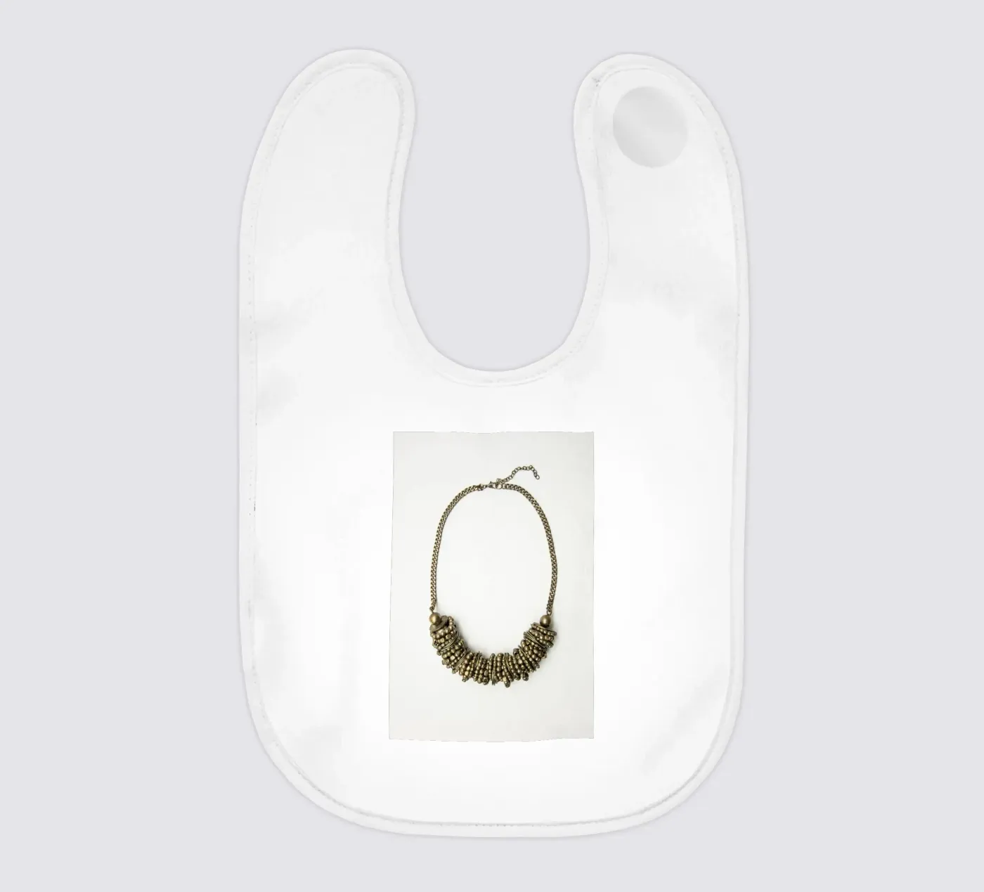 Collier mongol bavoir de Teresa André