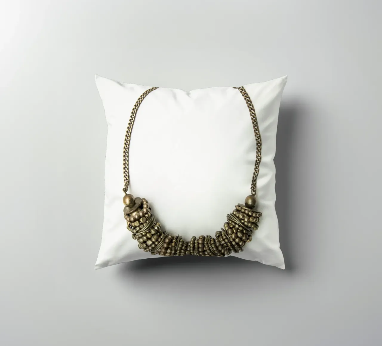 Collana mongola cuscino da Teresa André