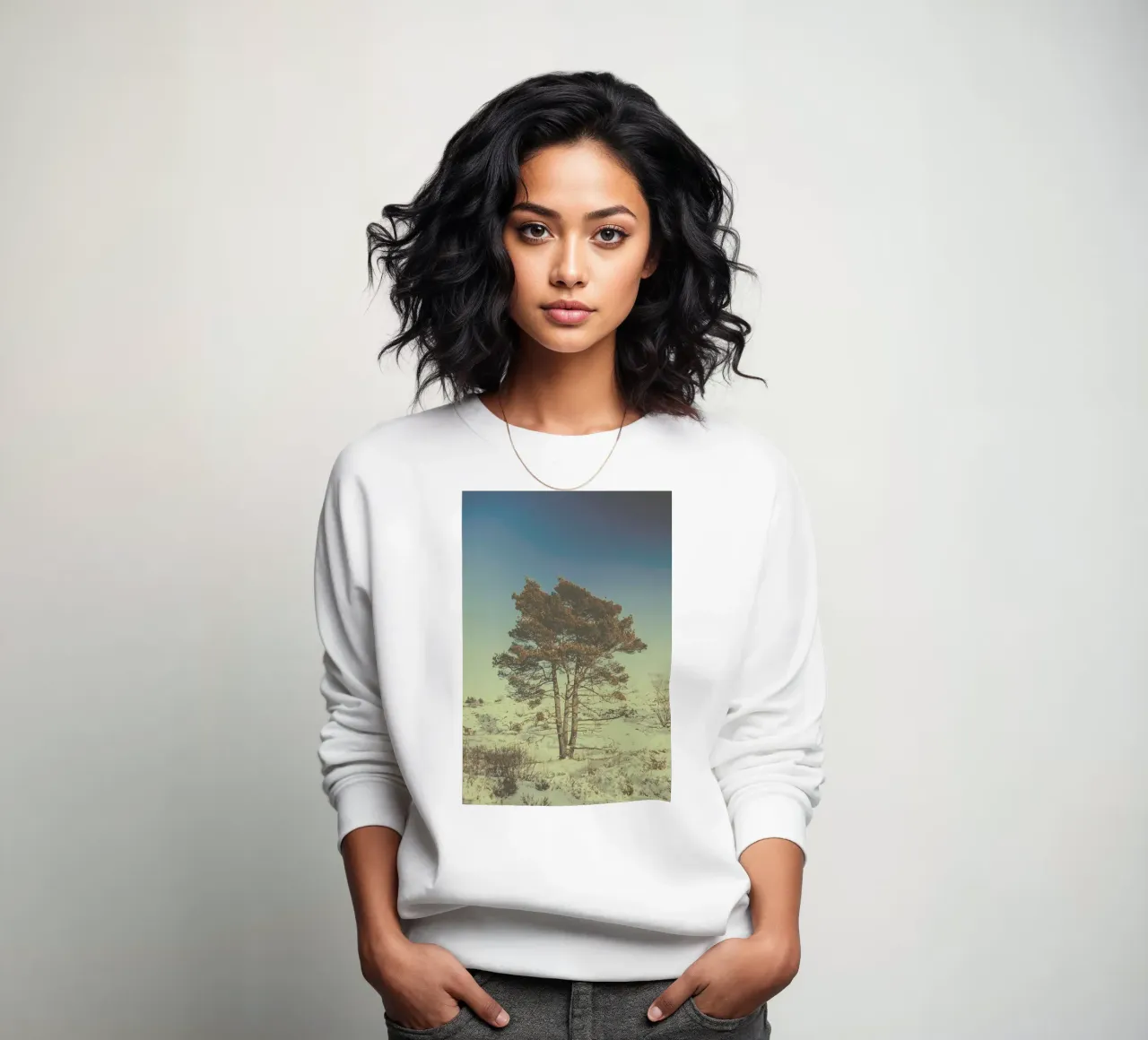 The Tree Sweatshirt von Pale Grain