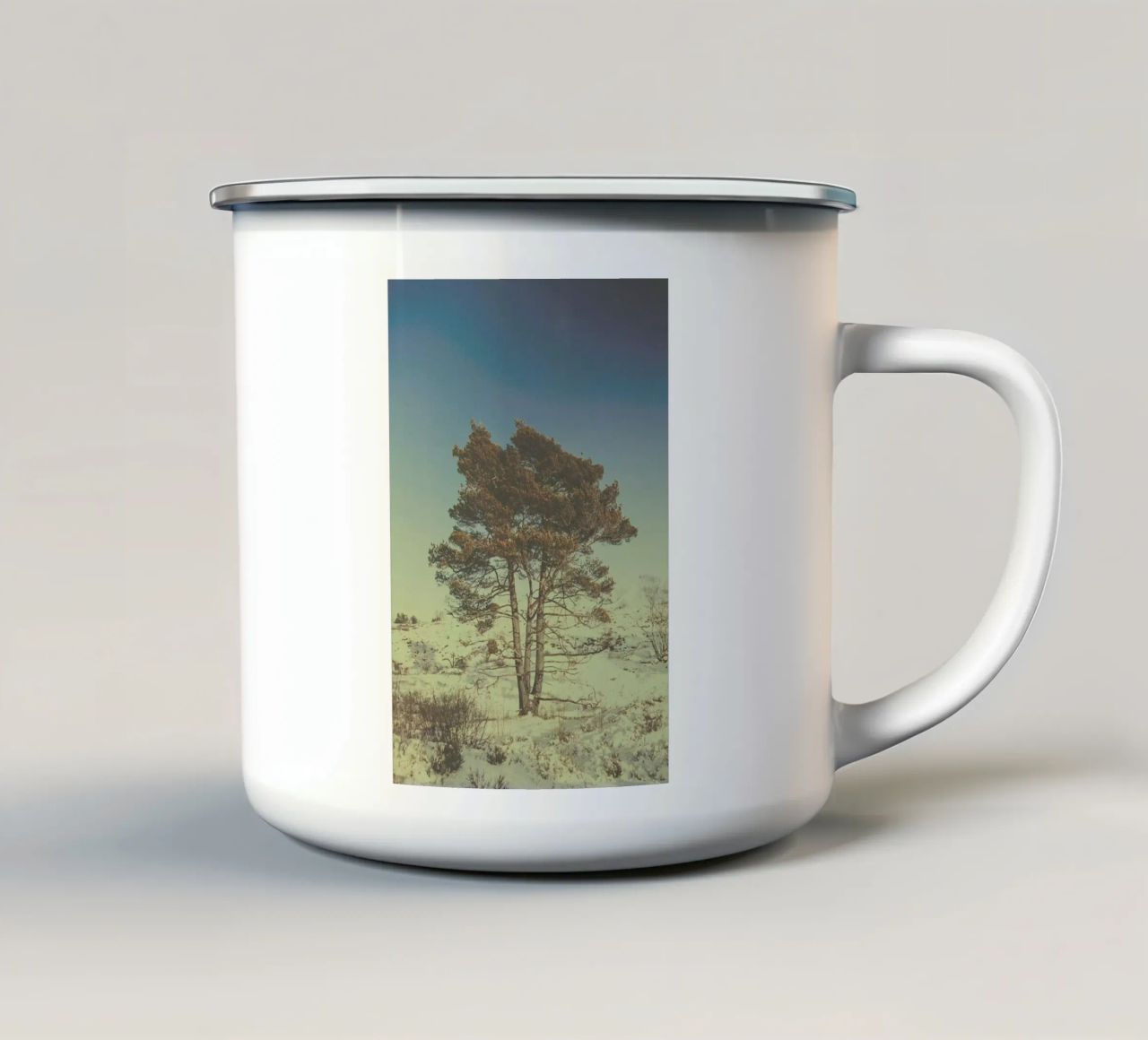 The Tree tazza in smalto da Pale Grain