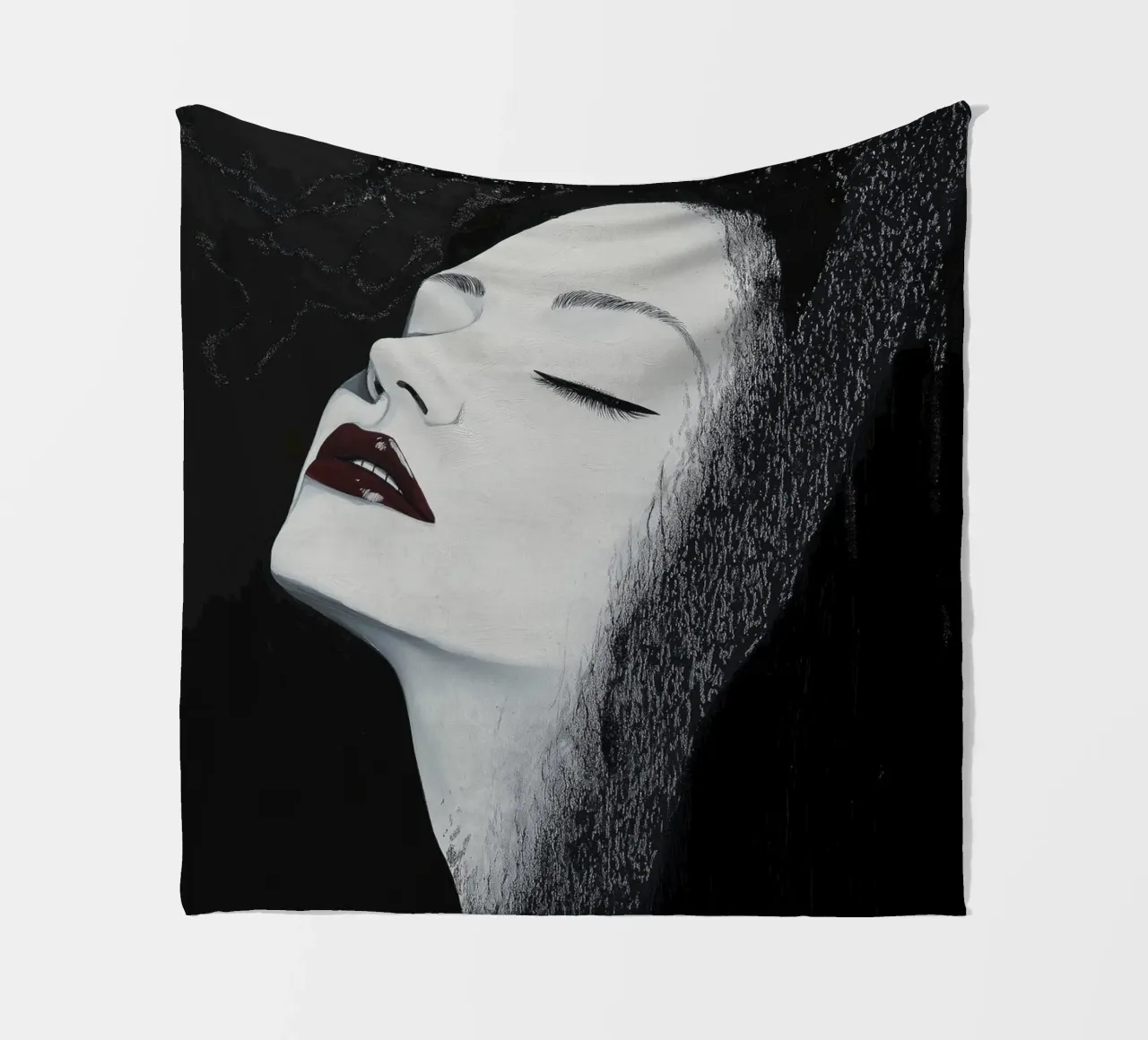 Ritratto femminile in bianco e nero coperta in pile da Imagine