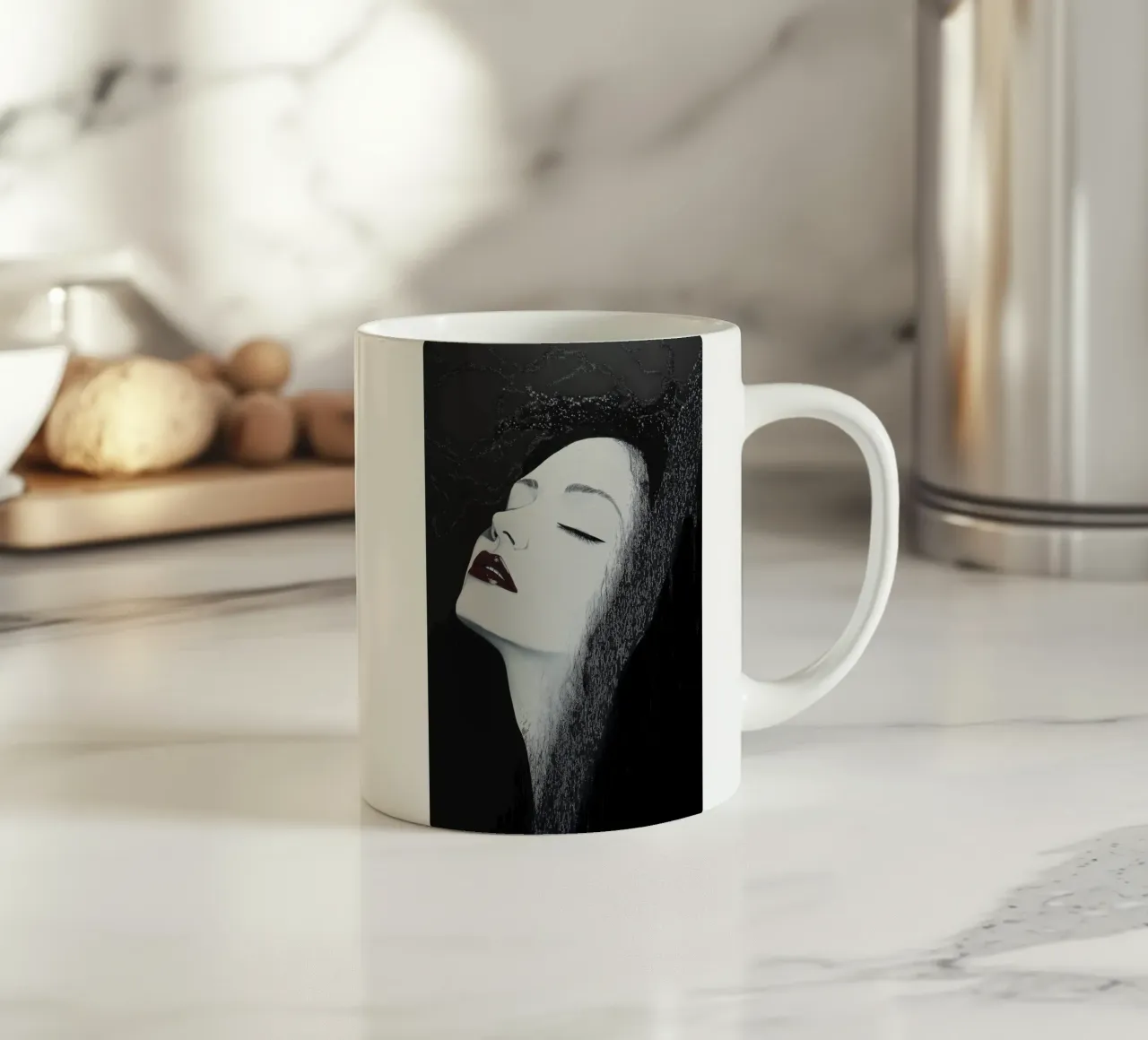 Ritratto femminile in bianco e nero tazza in ceramica da Imagine